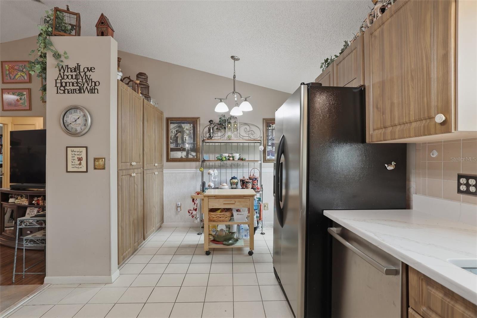 Listing photo id 16 for 2425 Hawk Griffin Road
