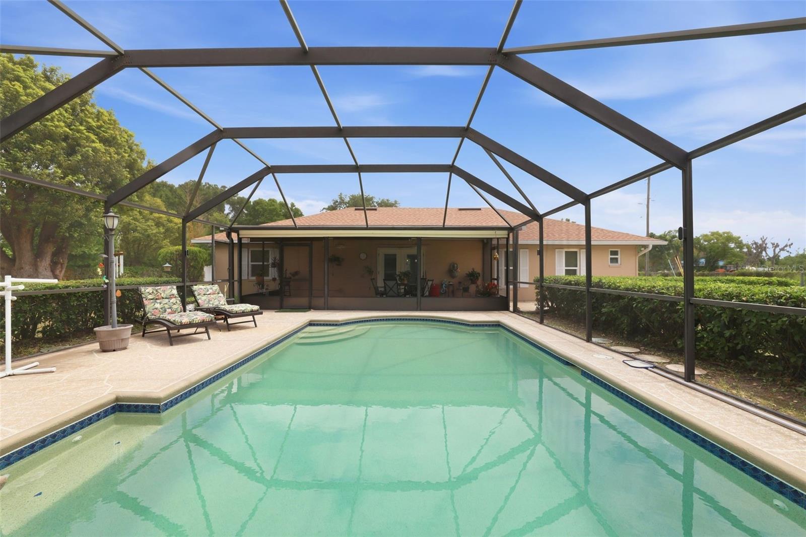 Listing photo id 32 for 2425 Hawk Griffin Road