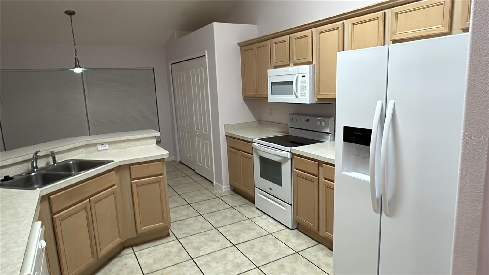 Image 6 of 13 For 534 Lake Sumner Drive