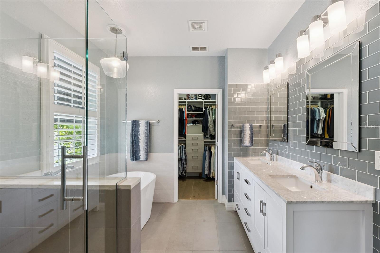 Image 26 of 75 For 925 Hanley Alley