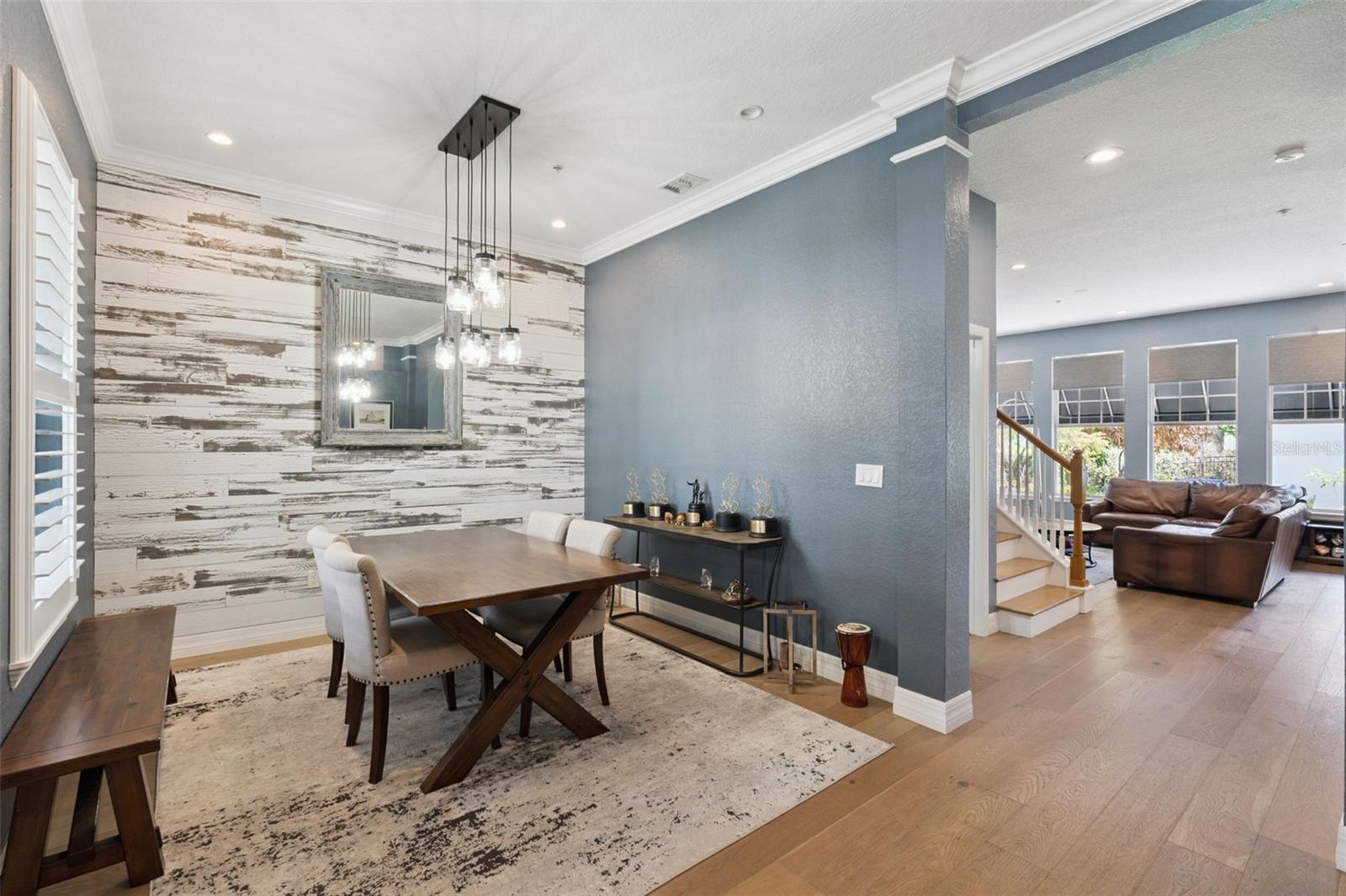 Image 6 of 75 For 925 Hanley Alley