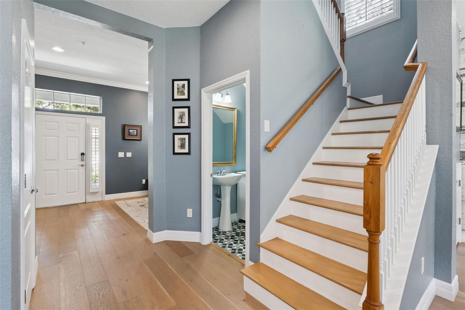 Image 7 of 75 For 925 Hanley Alley