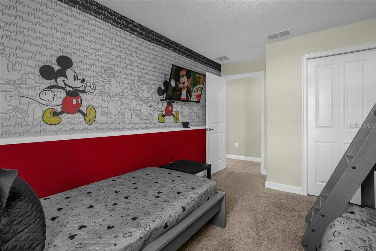 Image 19 of 54 For 4817 Lullaby Lane