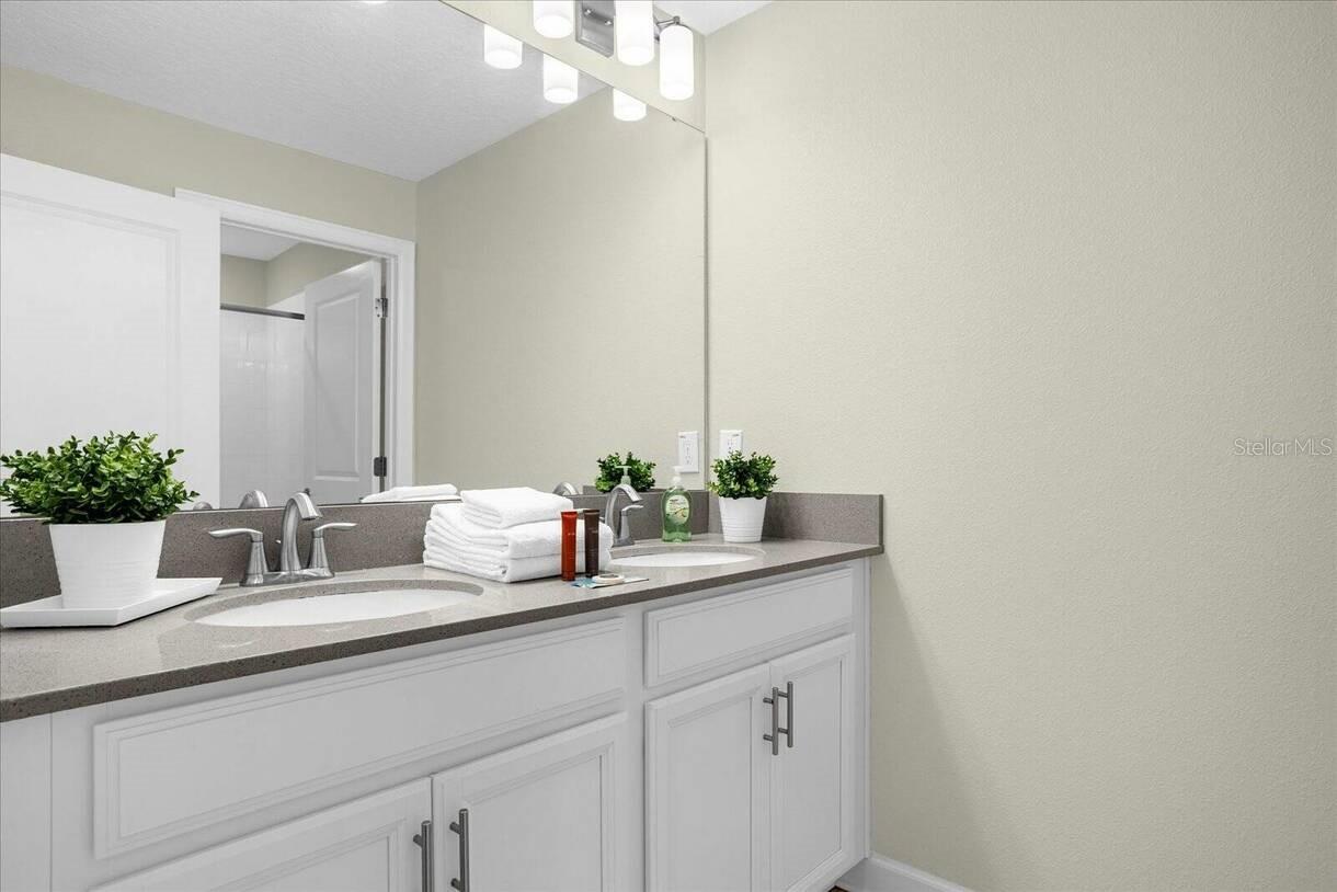 Image 29 of 54 For 4817 Lullaby Lane