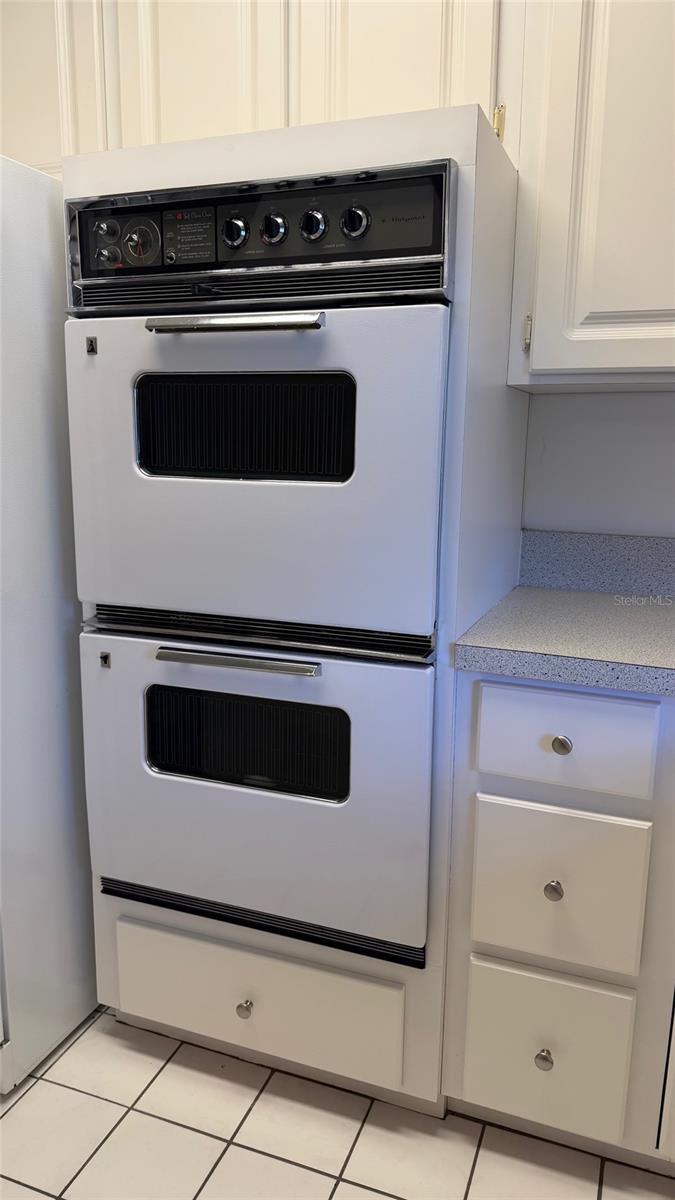 Image 10 of 45 For 104 Lamplighter Road