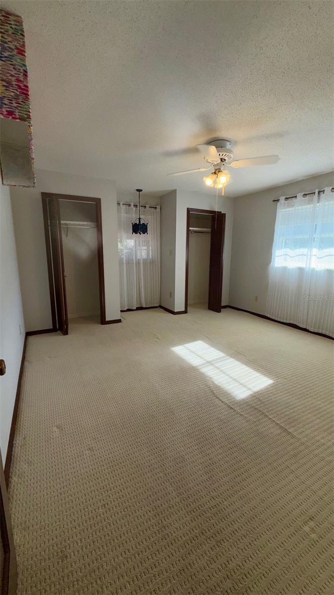 Image 23 of 45 For 104 Lamplighter Road