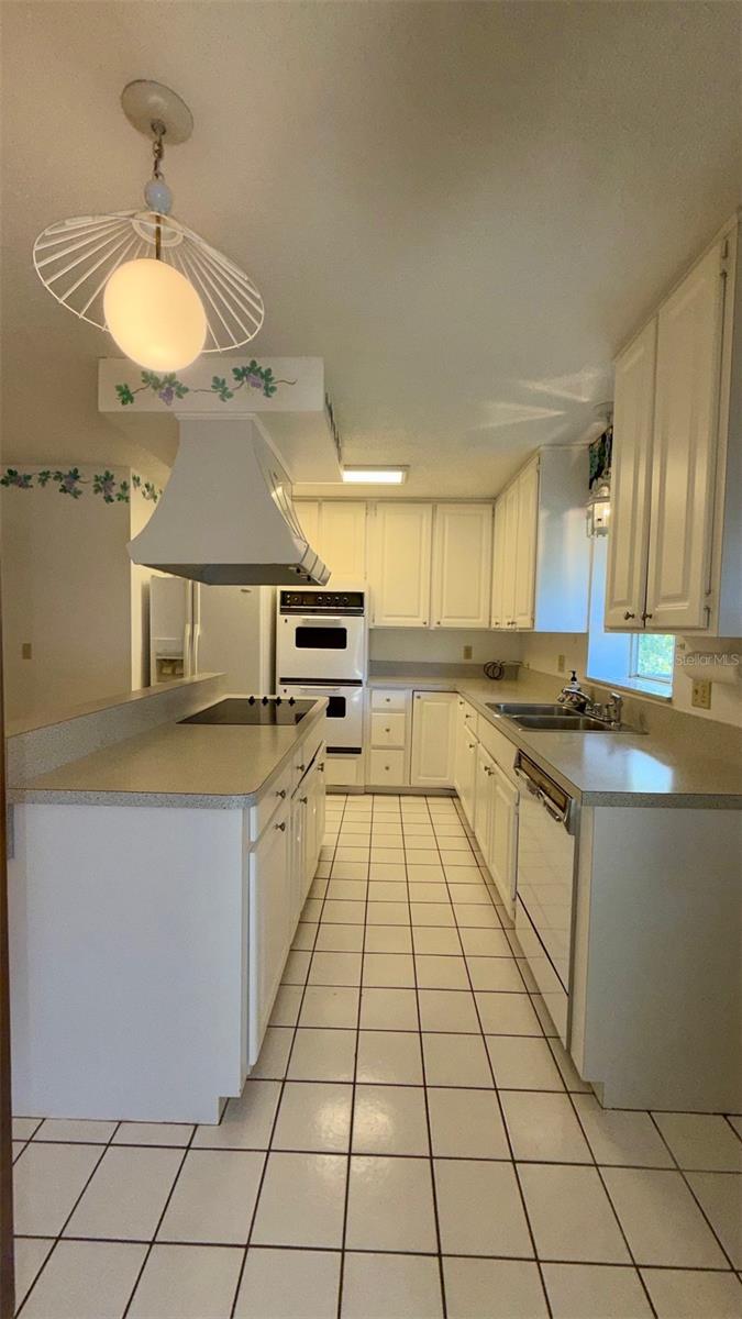 Image 29 of 45 For 104 Lamplighter Road