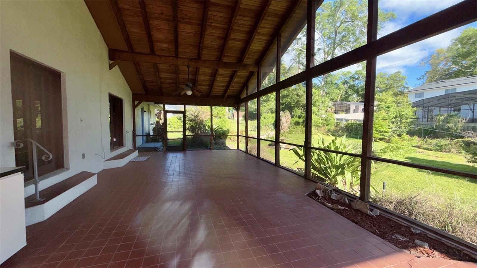 Image 37 of 45 For 104 Lamplighter Road