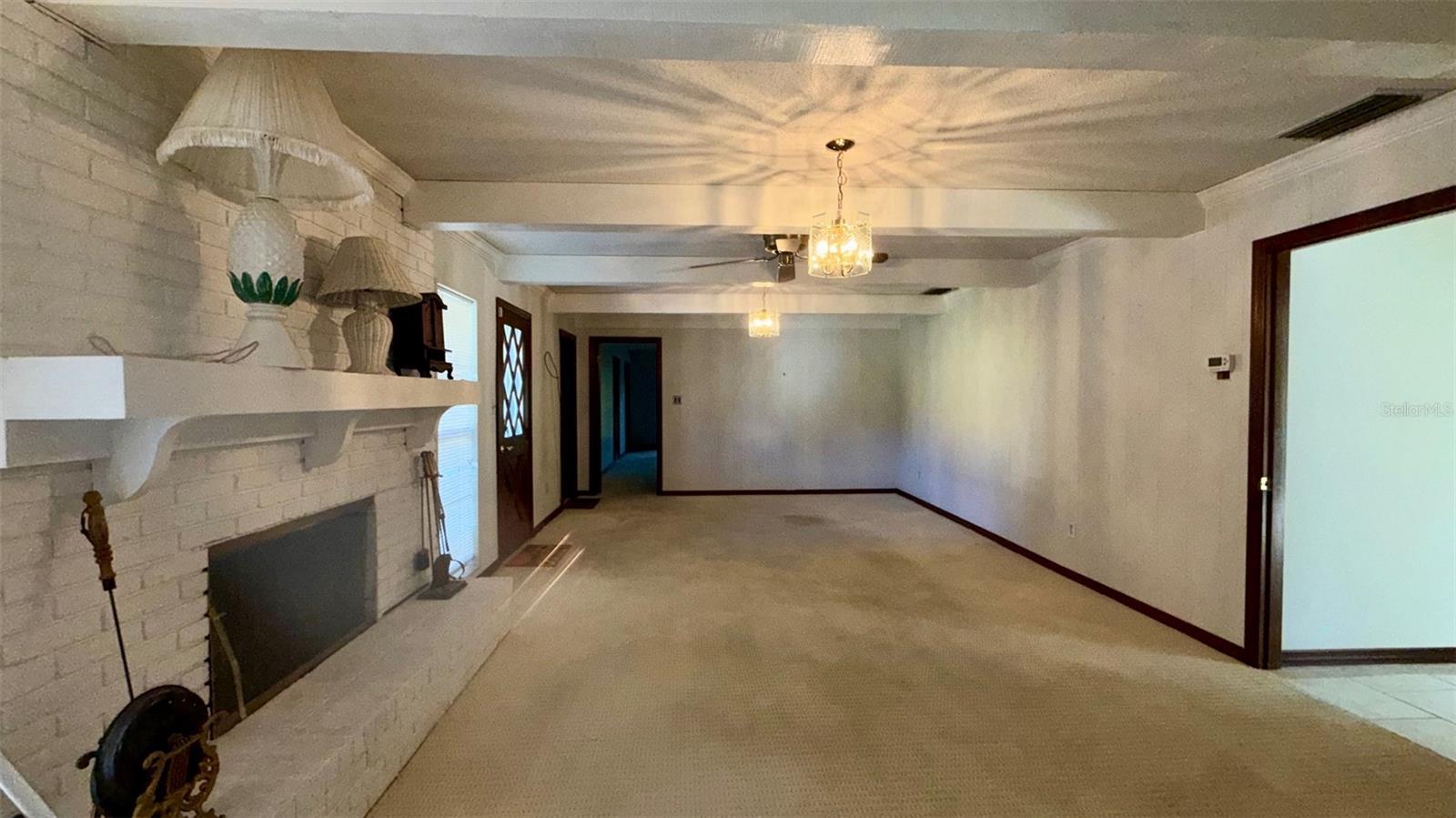 Image 40 of 45 For 104 Lamplighter Road