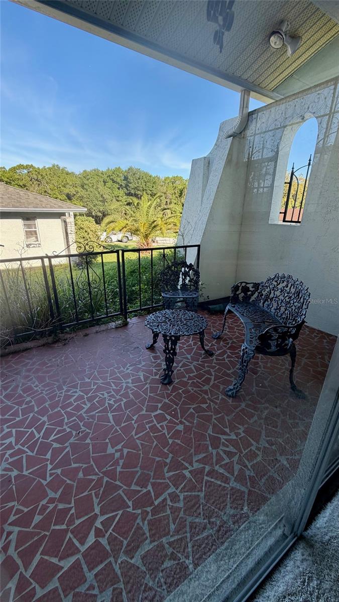 Image 6 of 45 For 104 Lamplighter Road