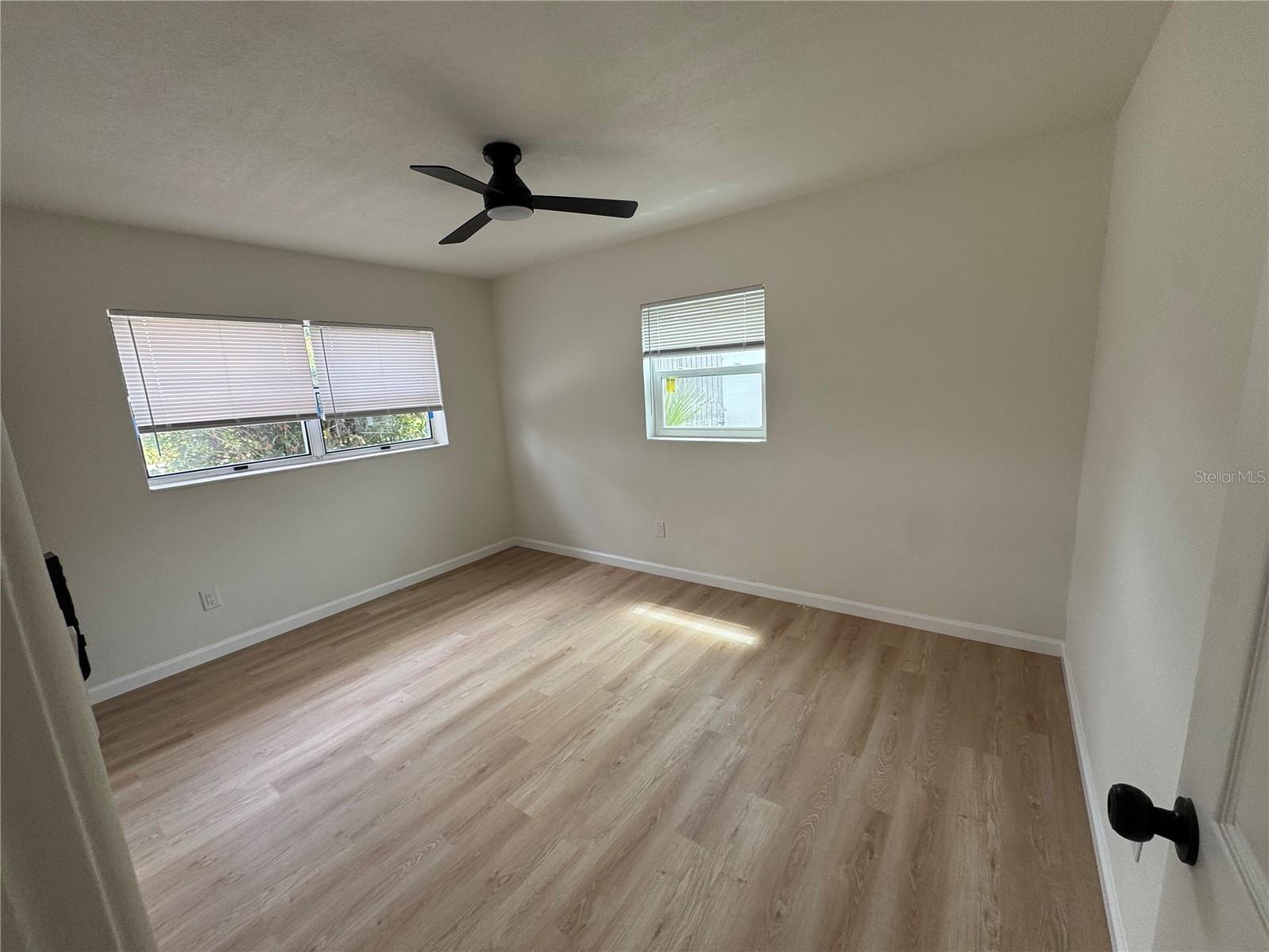 Image 5 of 10 For 1589 Viburnum Lane