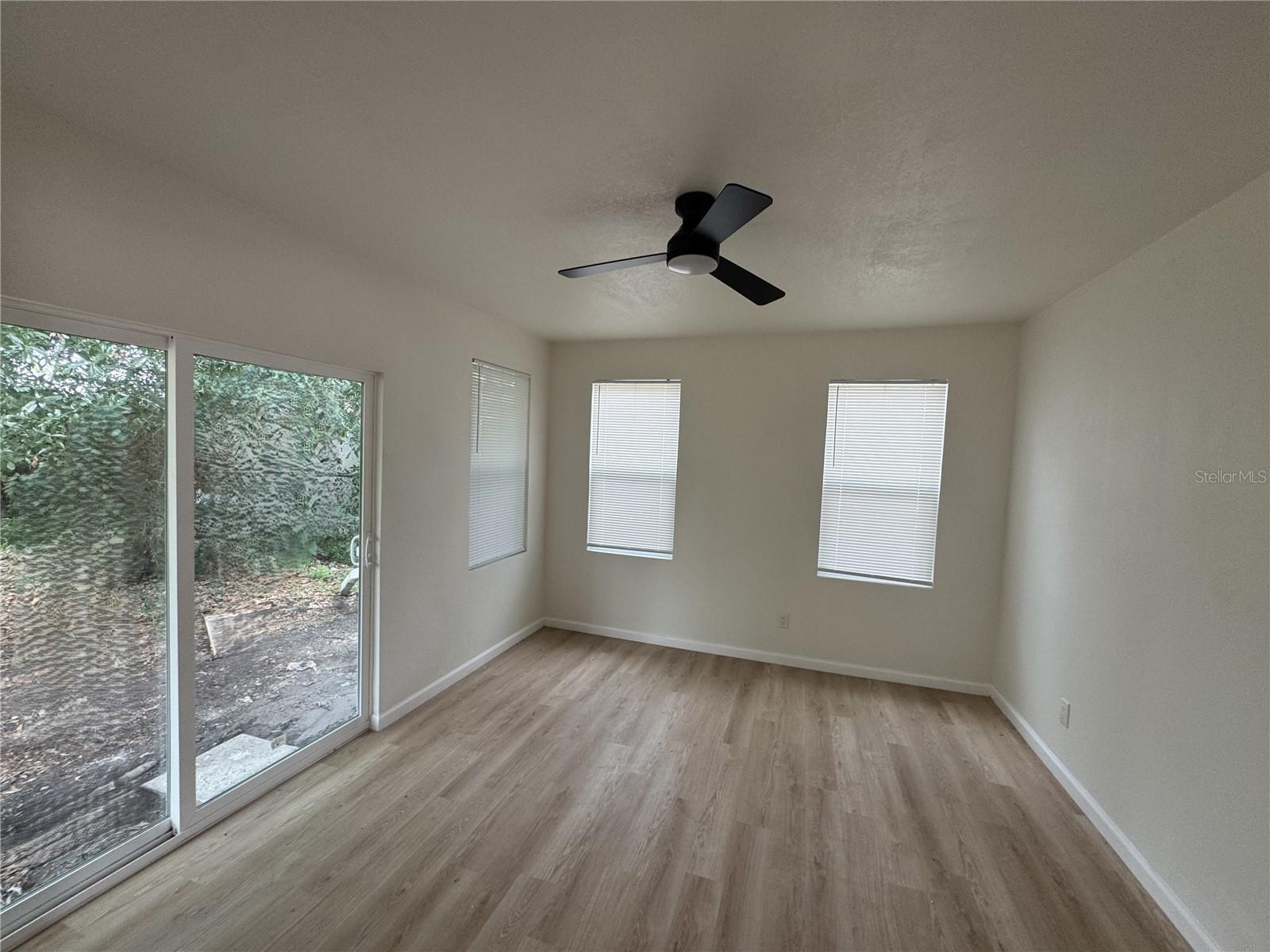 Image 9 of 10 For 1589 Viburnum Lane