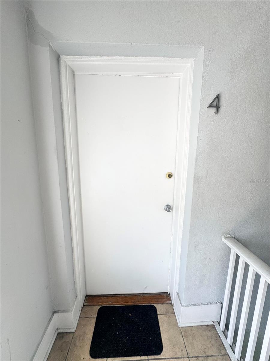 Image 2 of 9 For 704 Cordova Drive 4