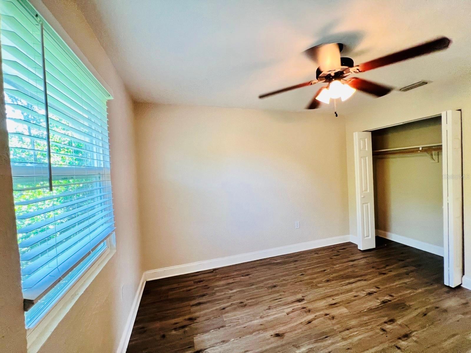 Image 14 of 16 For 4170 Barna Avenue D