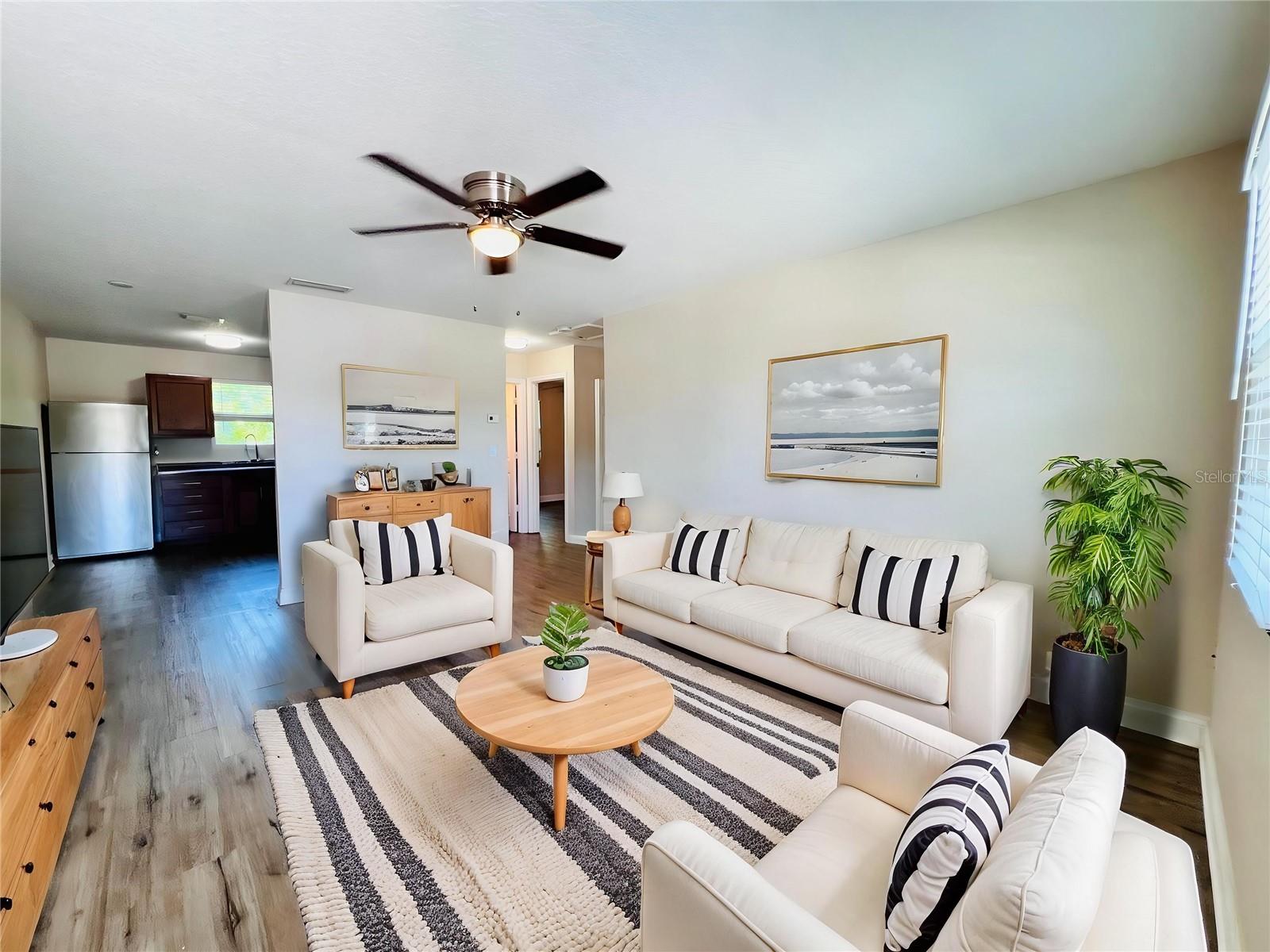 Image 4 of 16 For 4170 Barna Avenue D