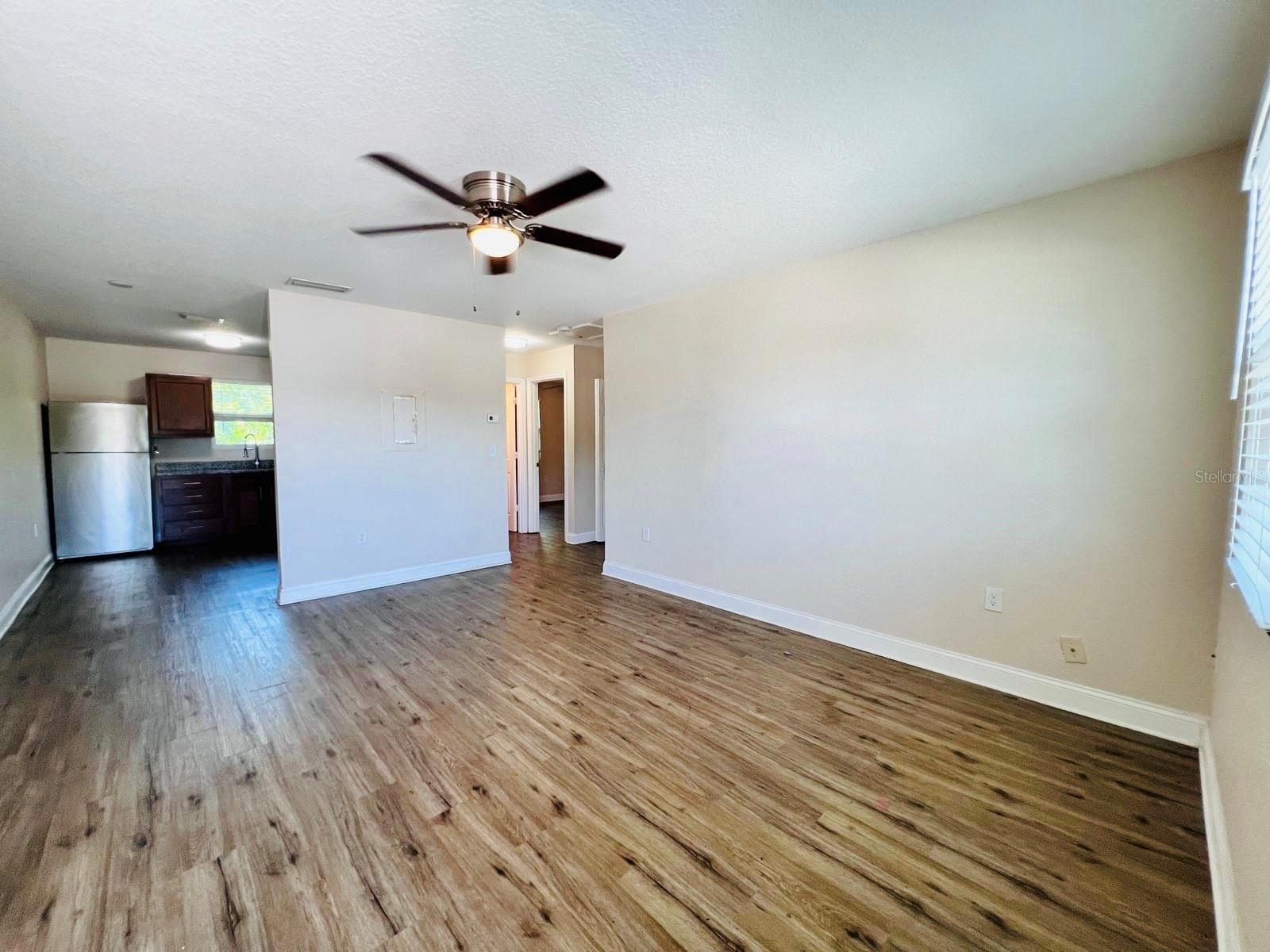 Image 5 of 16 For 4170 Barna Avenue D