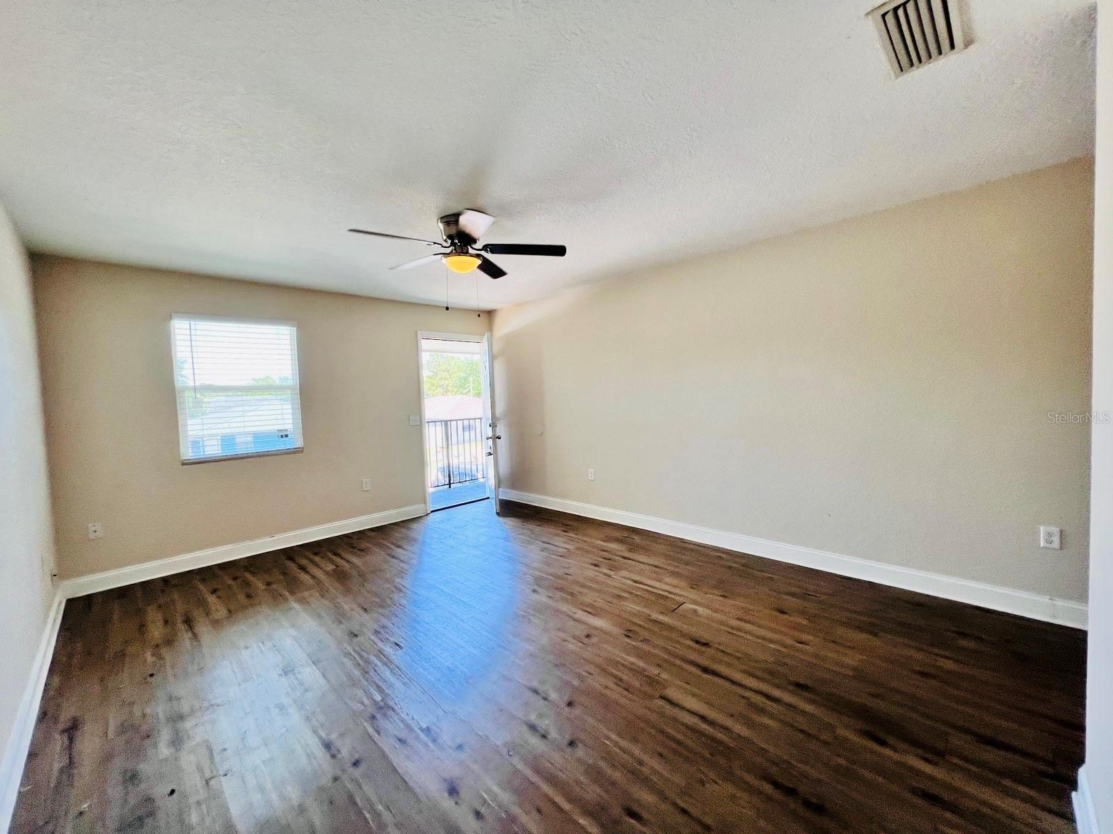 Image 7 of 16 For 4170 Barna Avenue D