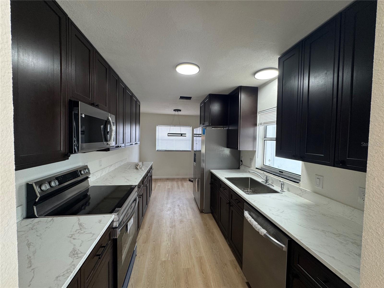 Image 4 of 10 For 1589 Viburnum Lane