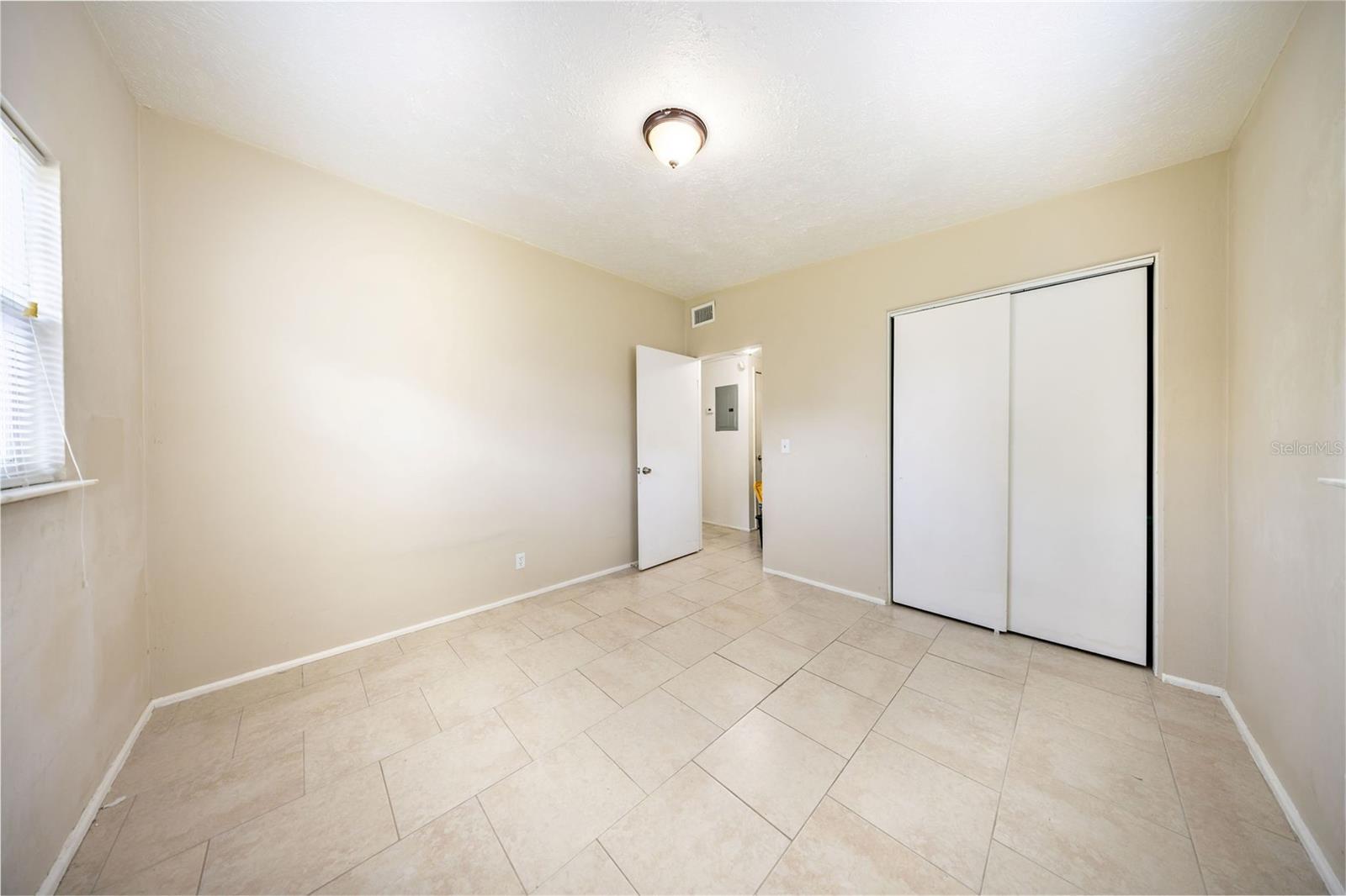 Image 16 of 24 For 732 Cherokee Circle