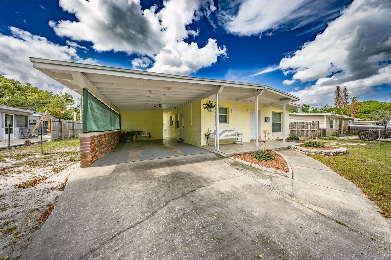 Image 4 of 24 For 732 Cherokee Circle