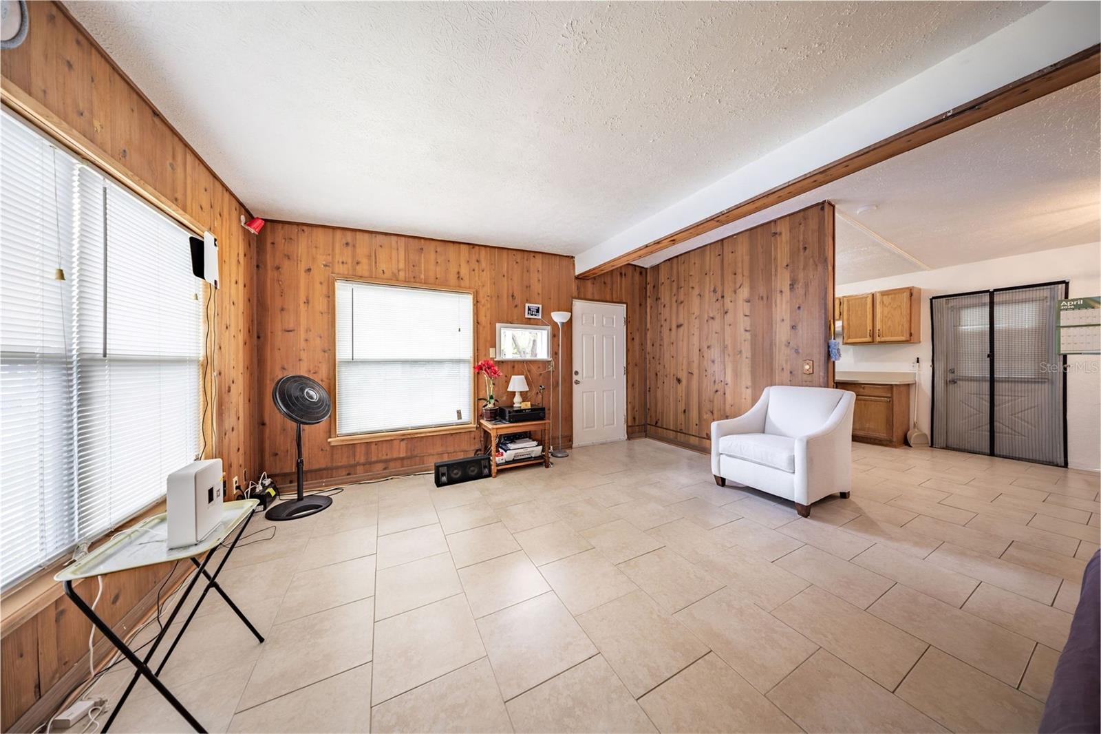 Image 6 of 24 For 732 Cherokee Circle