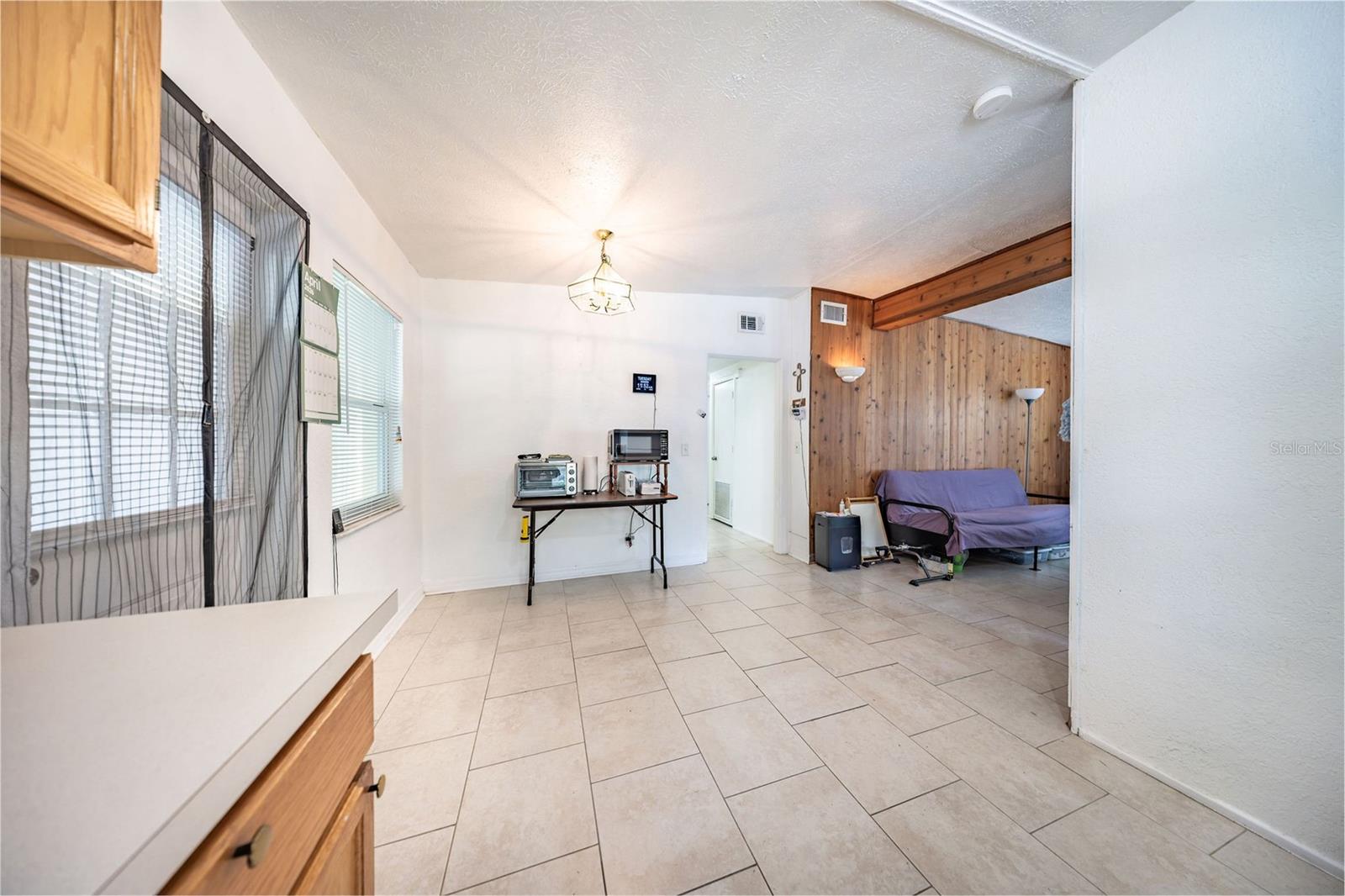 Image 9 of 24 For 732 Cherokee Circle