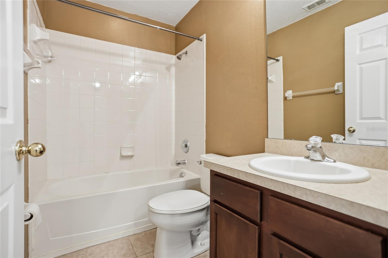 Image 15 of 35 For 6167 Chapledale Drive