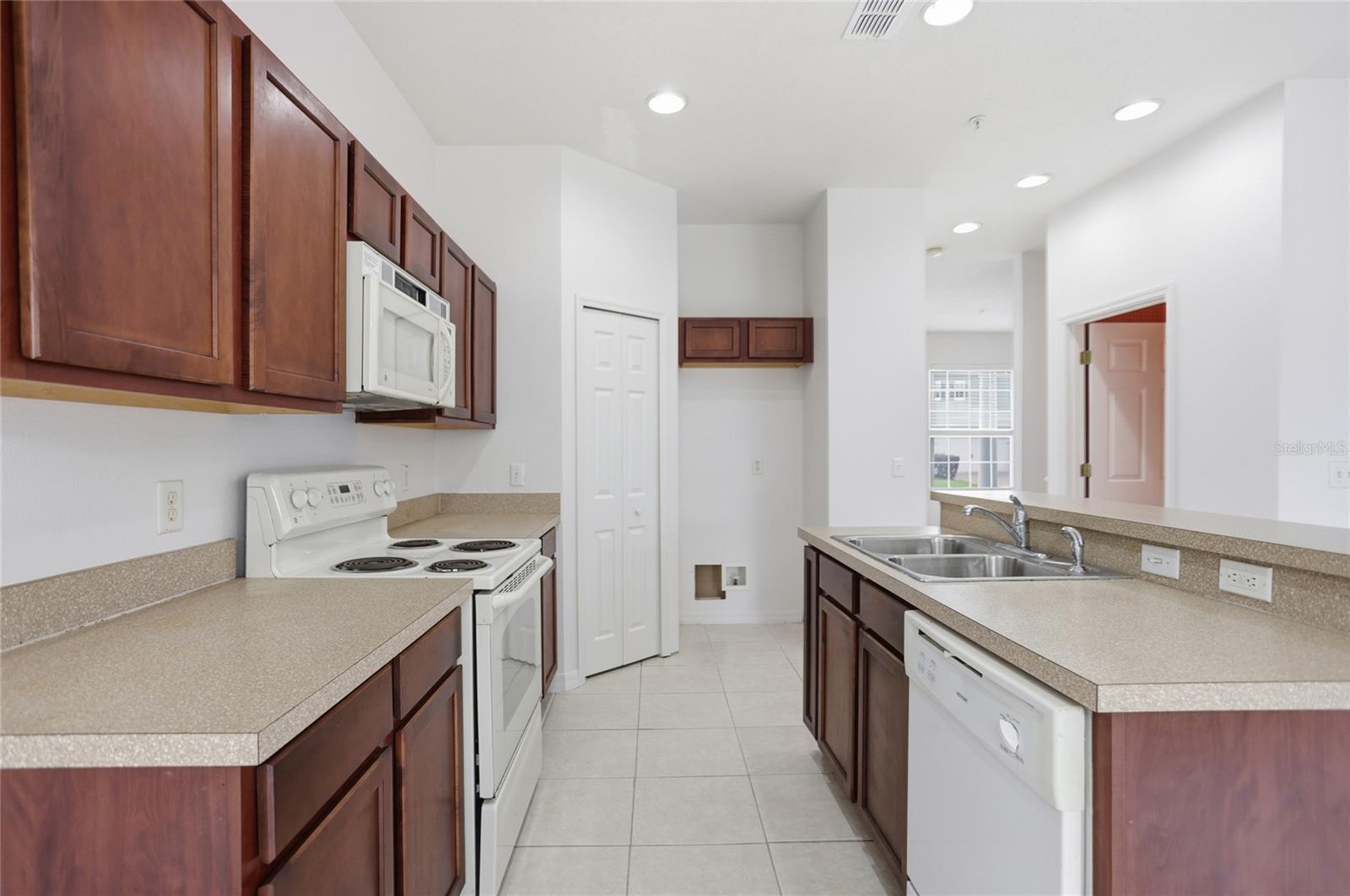 Image 8 of 35 For 6167 Chapledale Drive