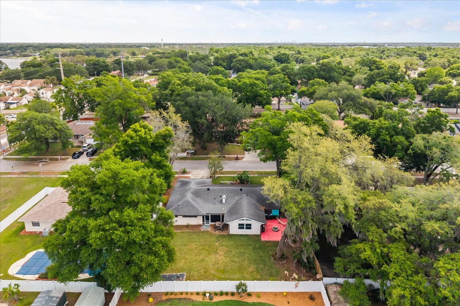 Image 36 of 38 For 817 Harbour Court