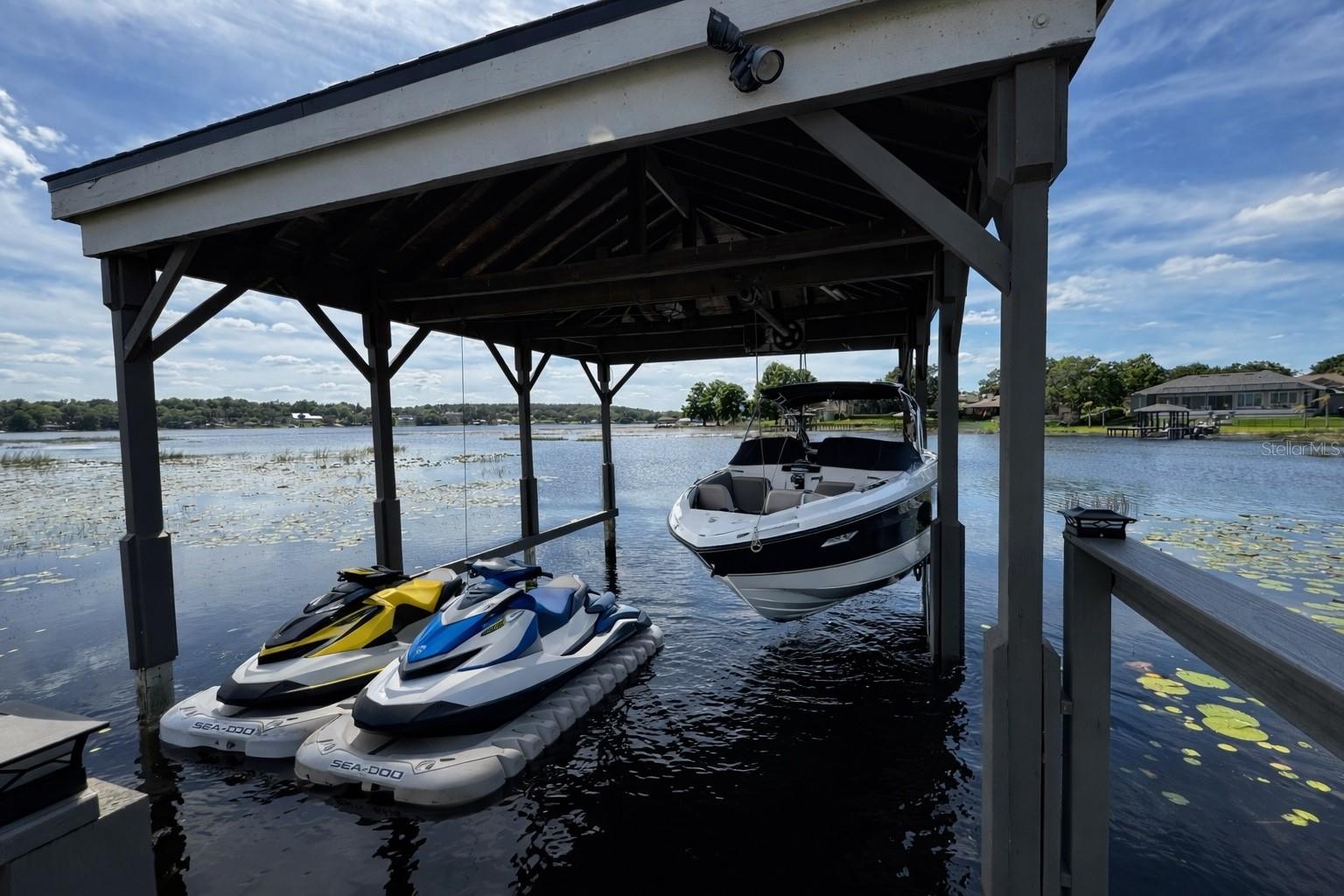 Image 41 of 41 For 10843 Lakeshore Drive