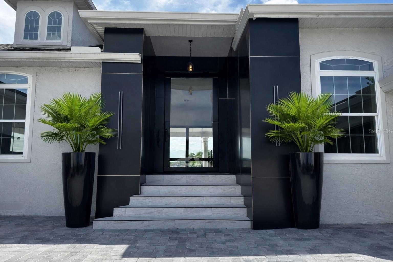 Image 5 of 41 For 10843 Lakeshore Drive