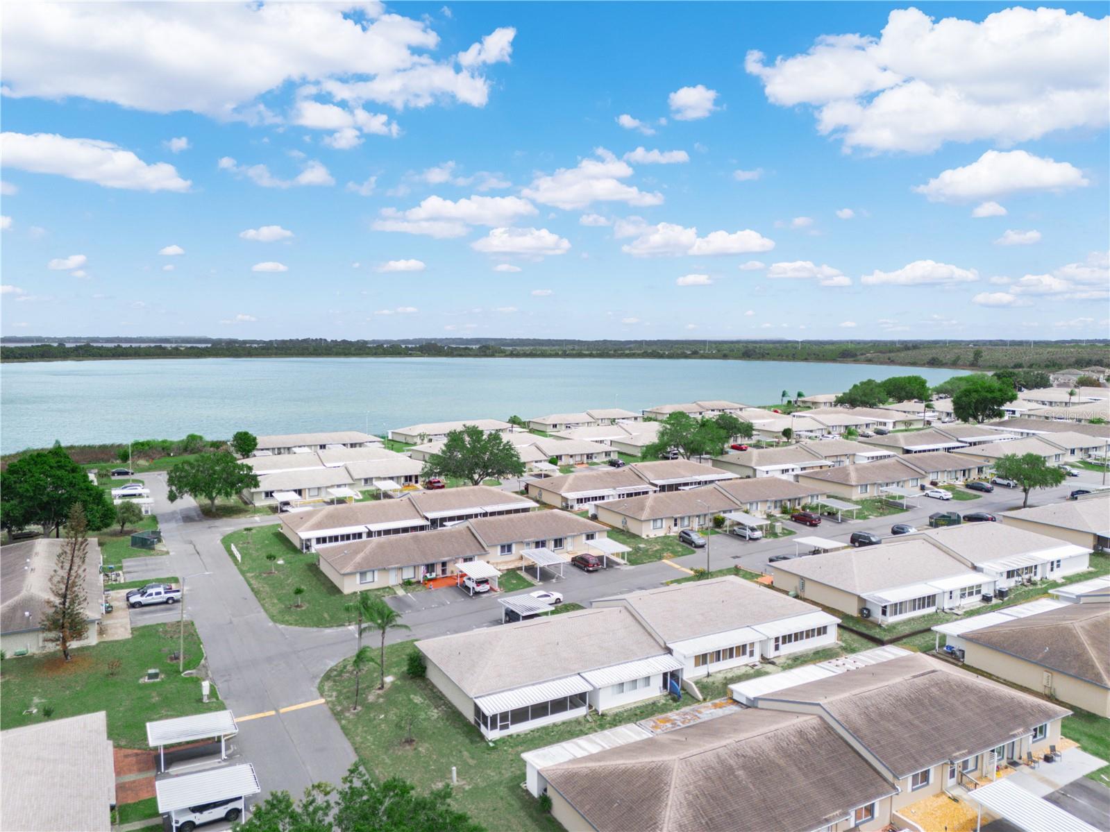 Image 23 of 40 For 525 Winter Terr Road 525