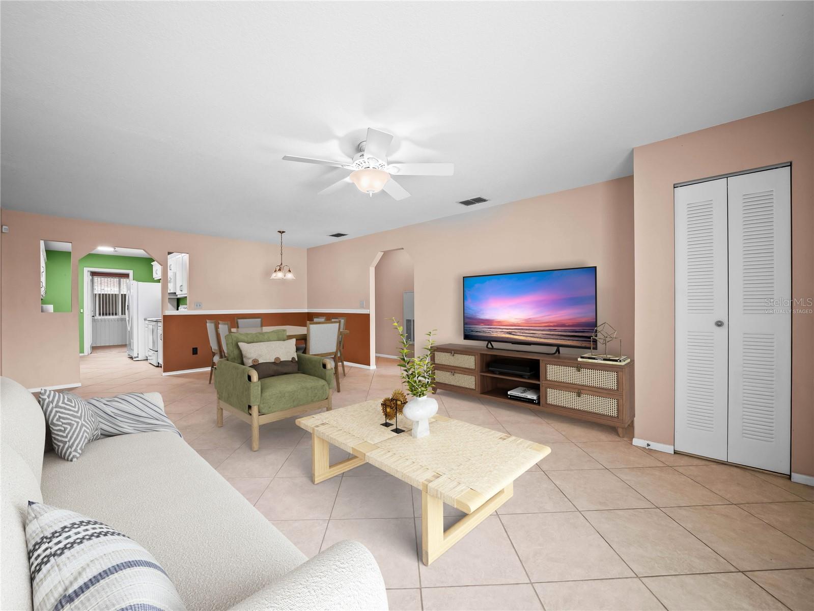 Image 4 of 40 For 525 Winter Terr Road 525