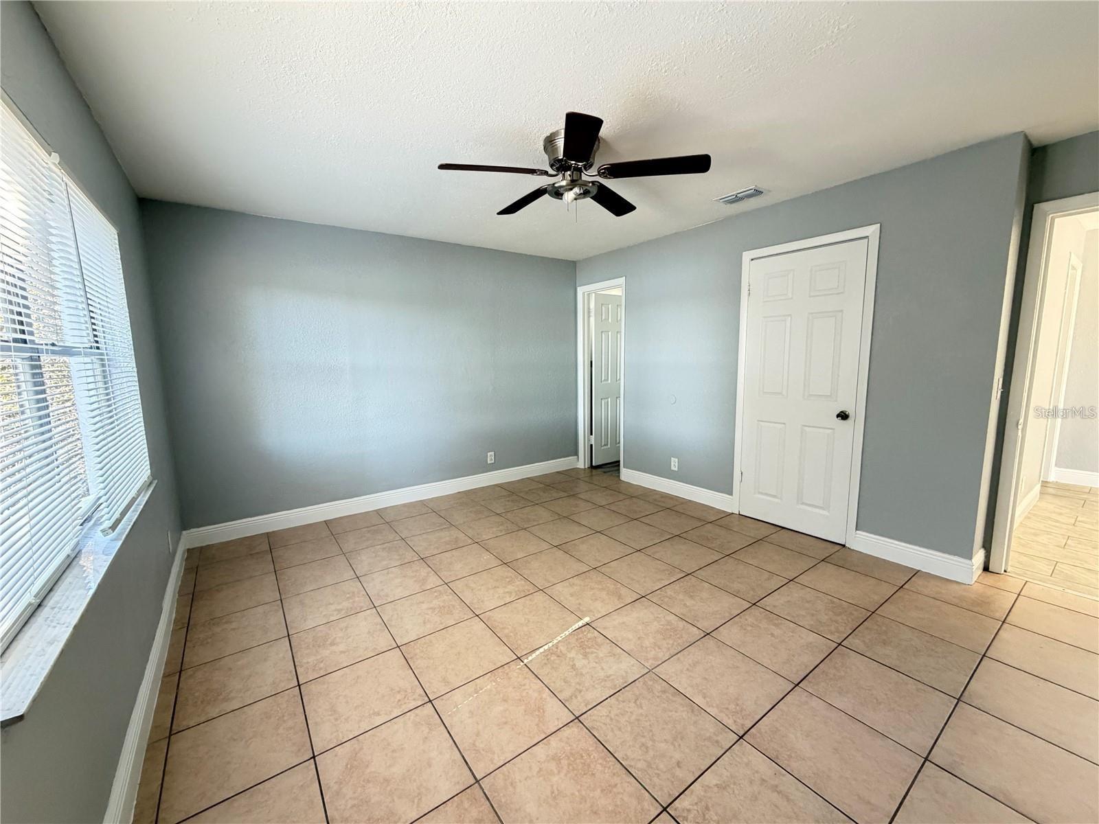 Image 6 of 12 For 922 Martin Luther King Boulevard Ne