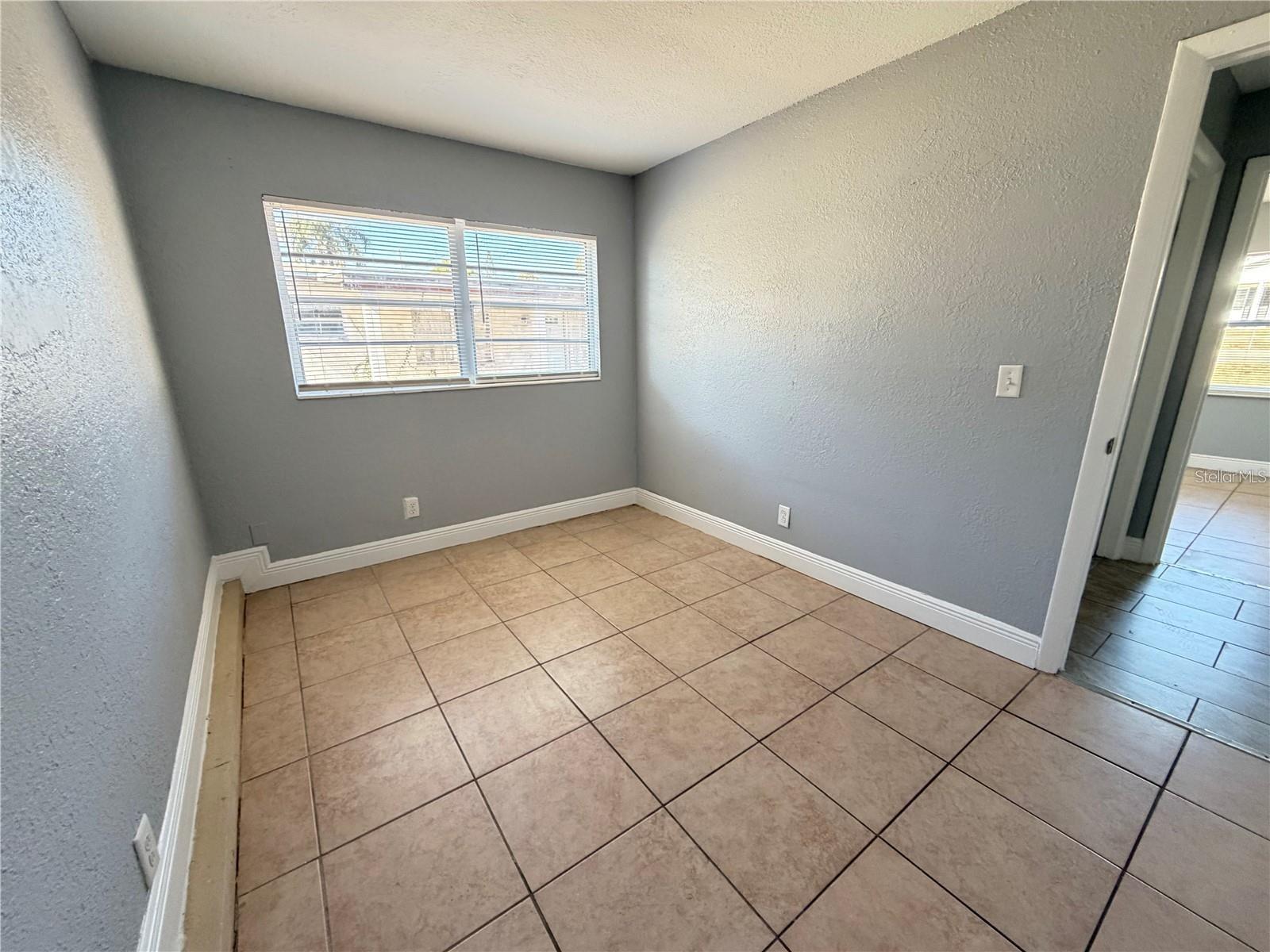 Image 8 of 12 For 922 Martin Luther King Boulevard Ne