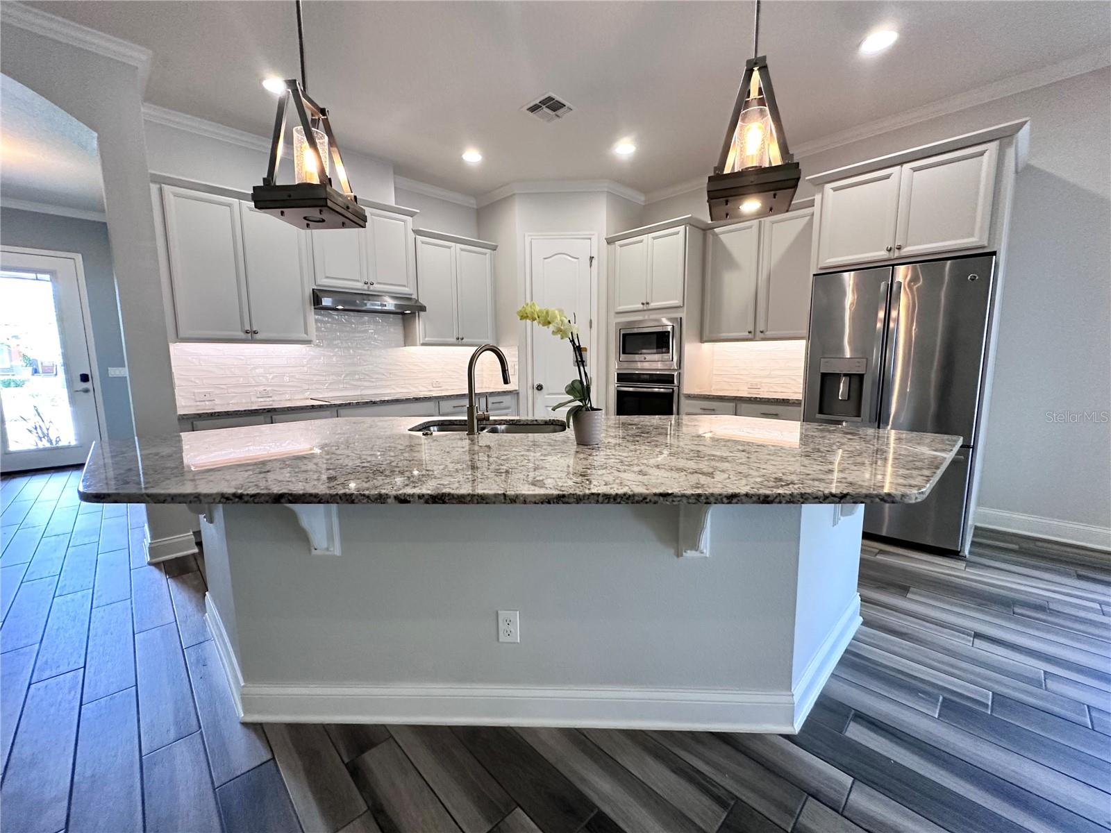 Image 2 of 50 For 9319 Richet Place