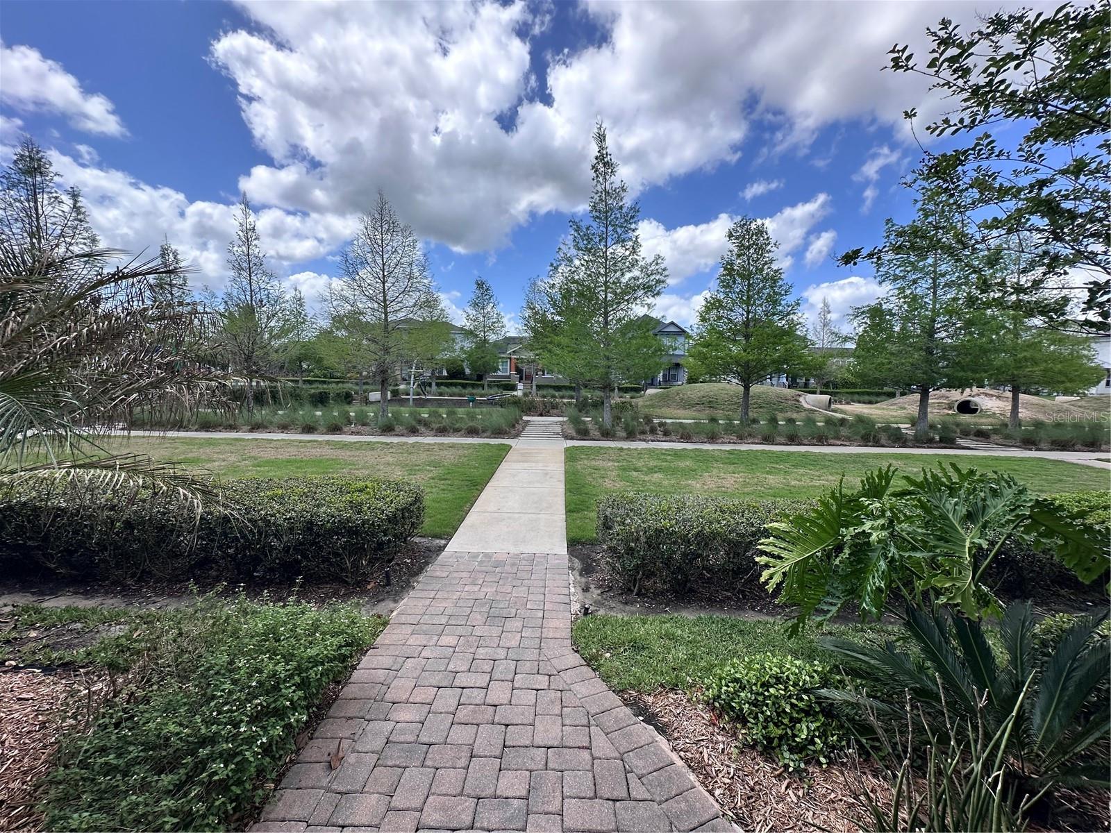 Image 26 of 50 For 9319 Richet Place