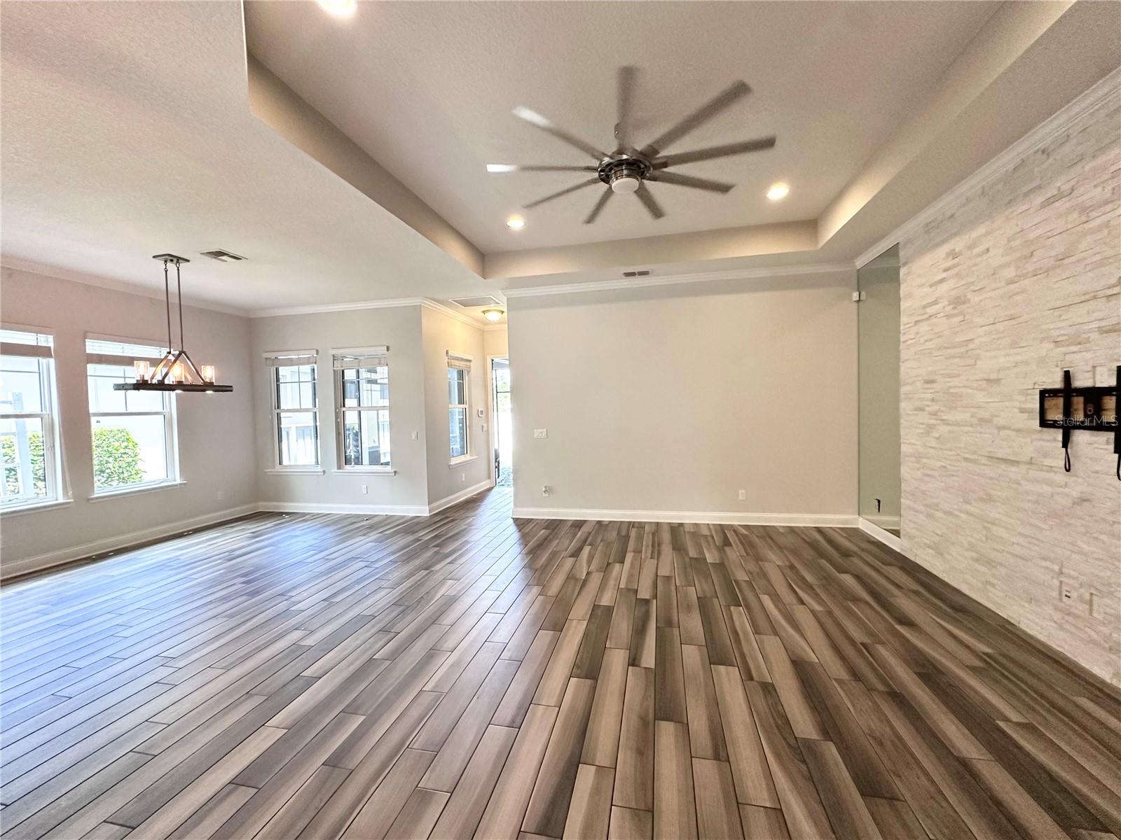 Image 8 of 50 For 9319 Richet Place