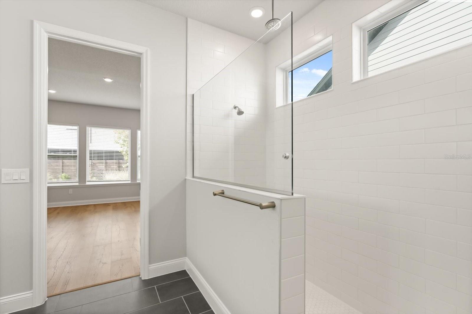 Image 10 of 31 For 6452 Quest Street