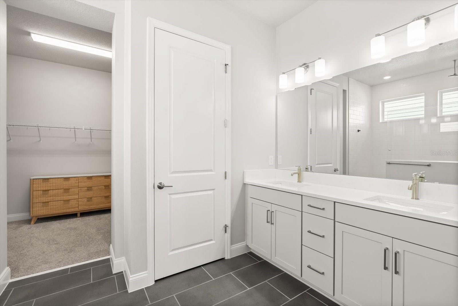 Image 11 of 31 For 6452 Quest Street