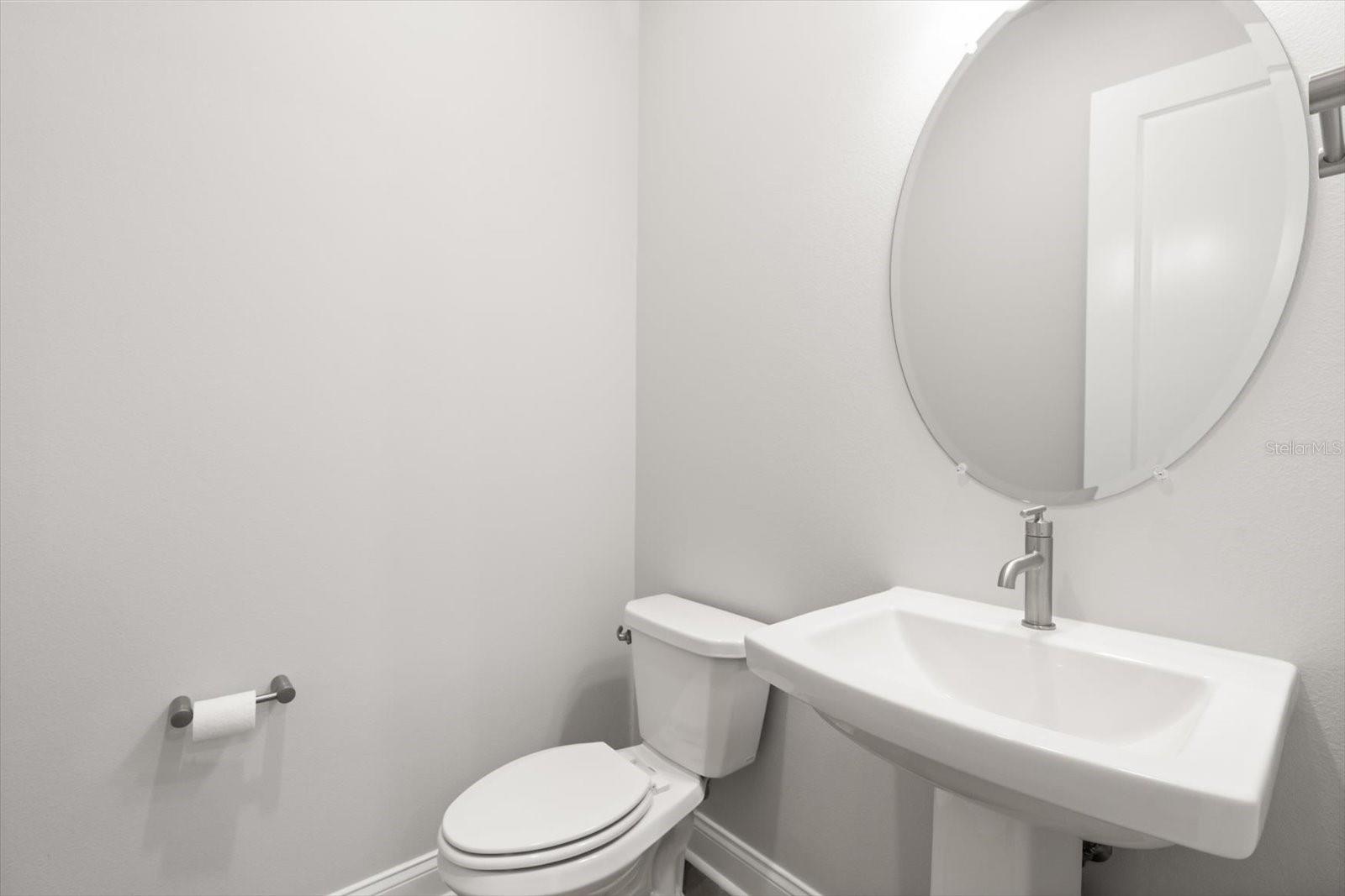 Image 12 of 31 For 6452 Quest Street