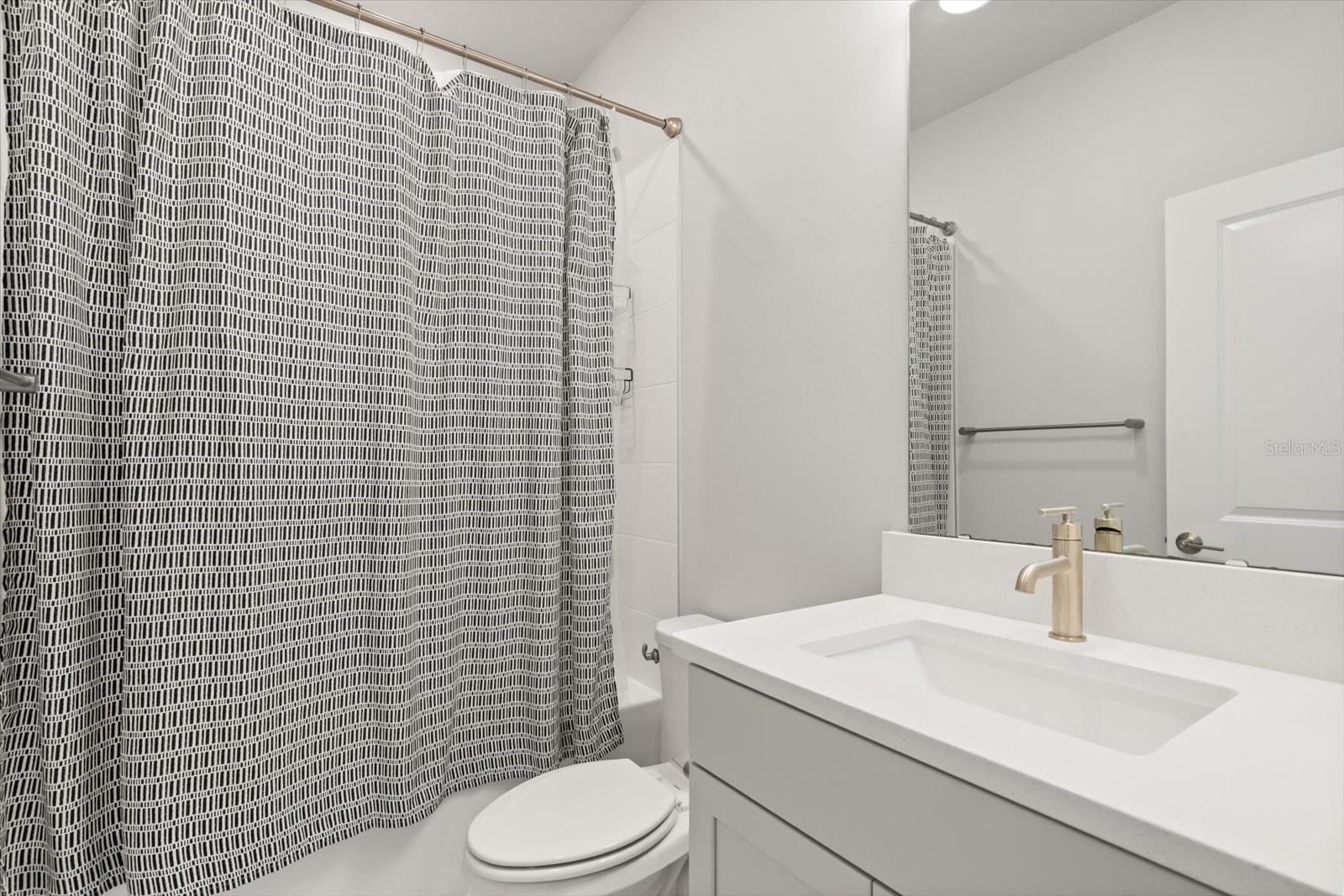 Image 22 of 31 For 6452 Quest Street