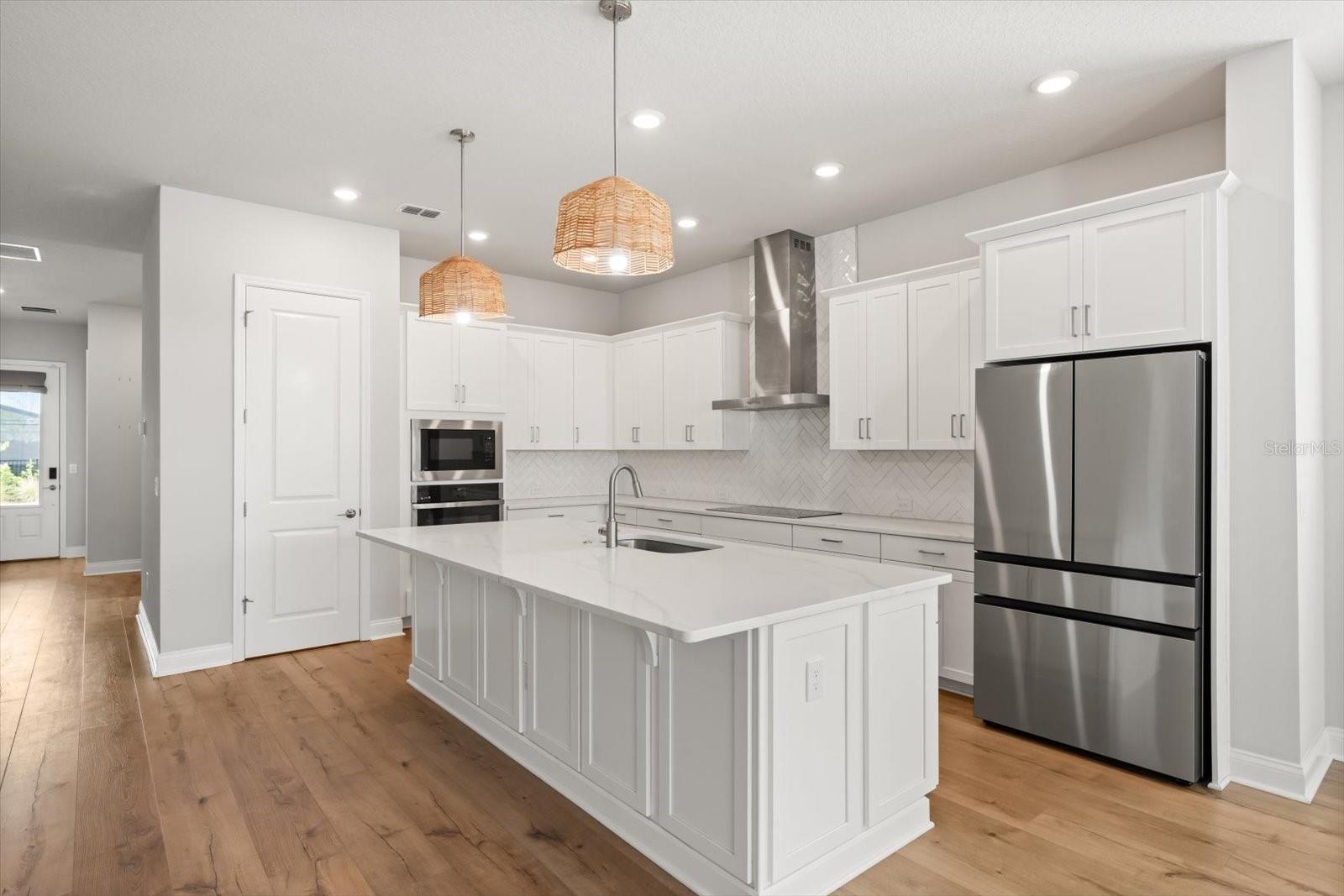 Image 5 of 31 For 6452 Quest Street