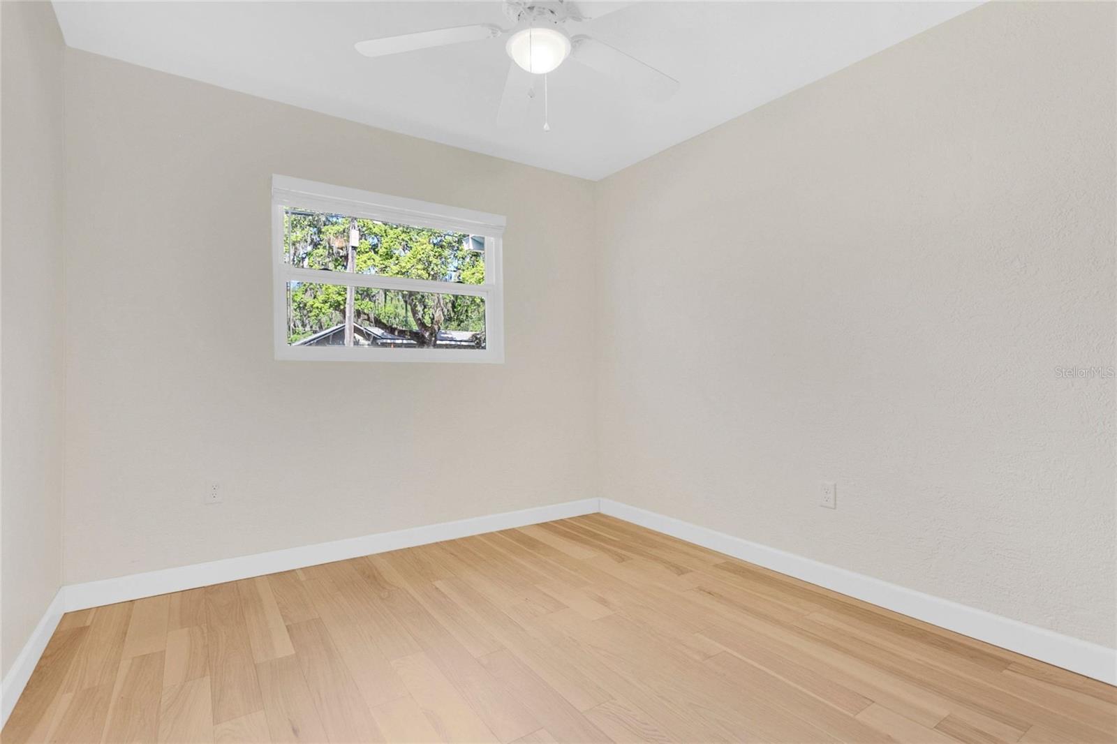 Image 12 of 33 For 2105 Palmetto Avenue