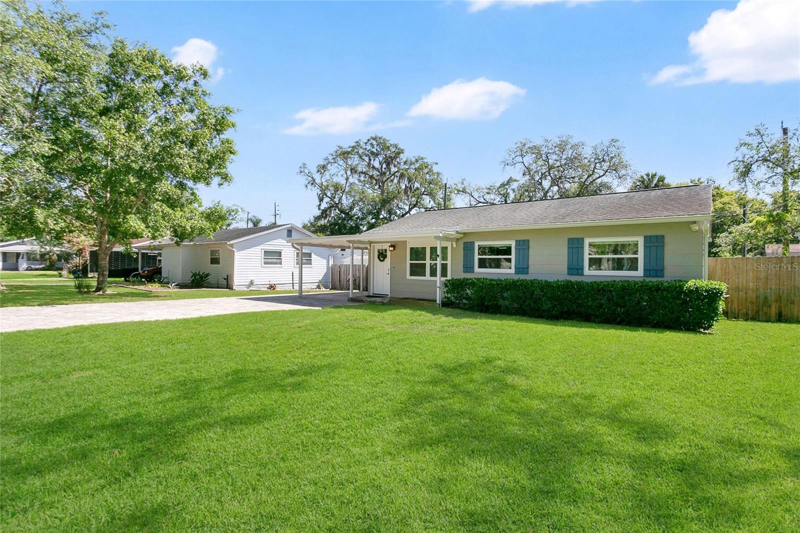 Image 2 of 33 For 2105 Palmetto Avenue