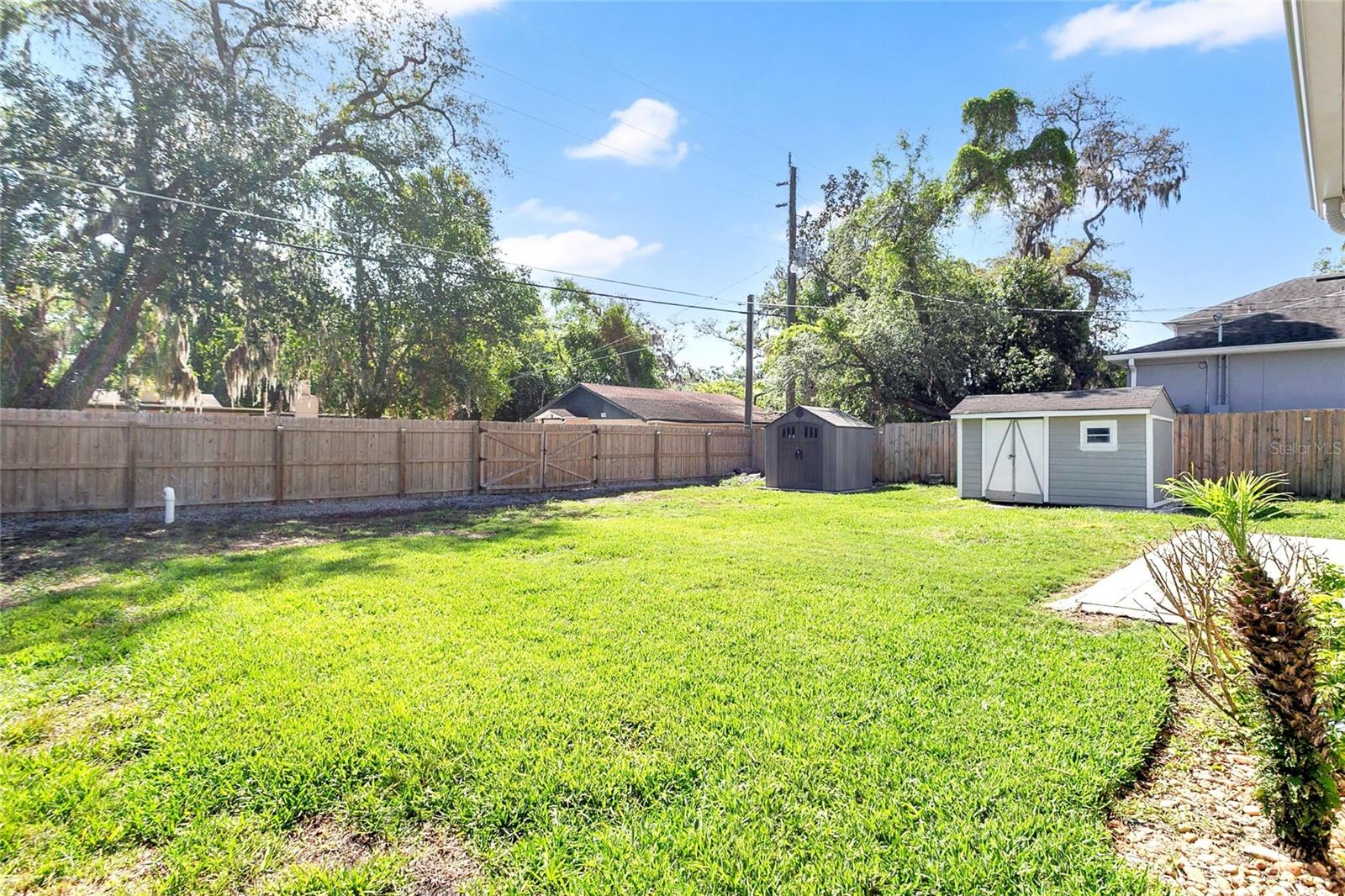 Image 20 of 33 For 2105 Palmetto Avenue