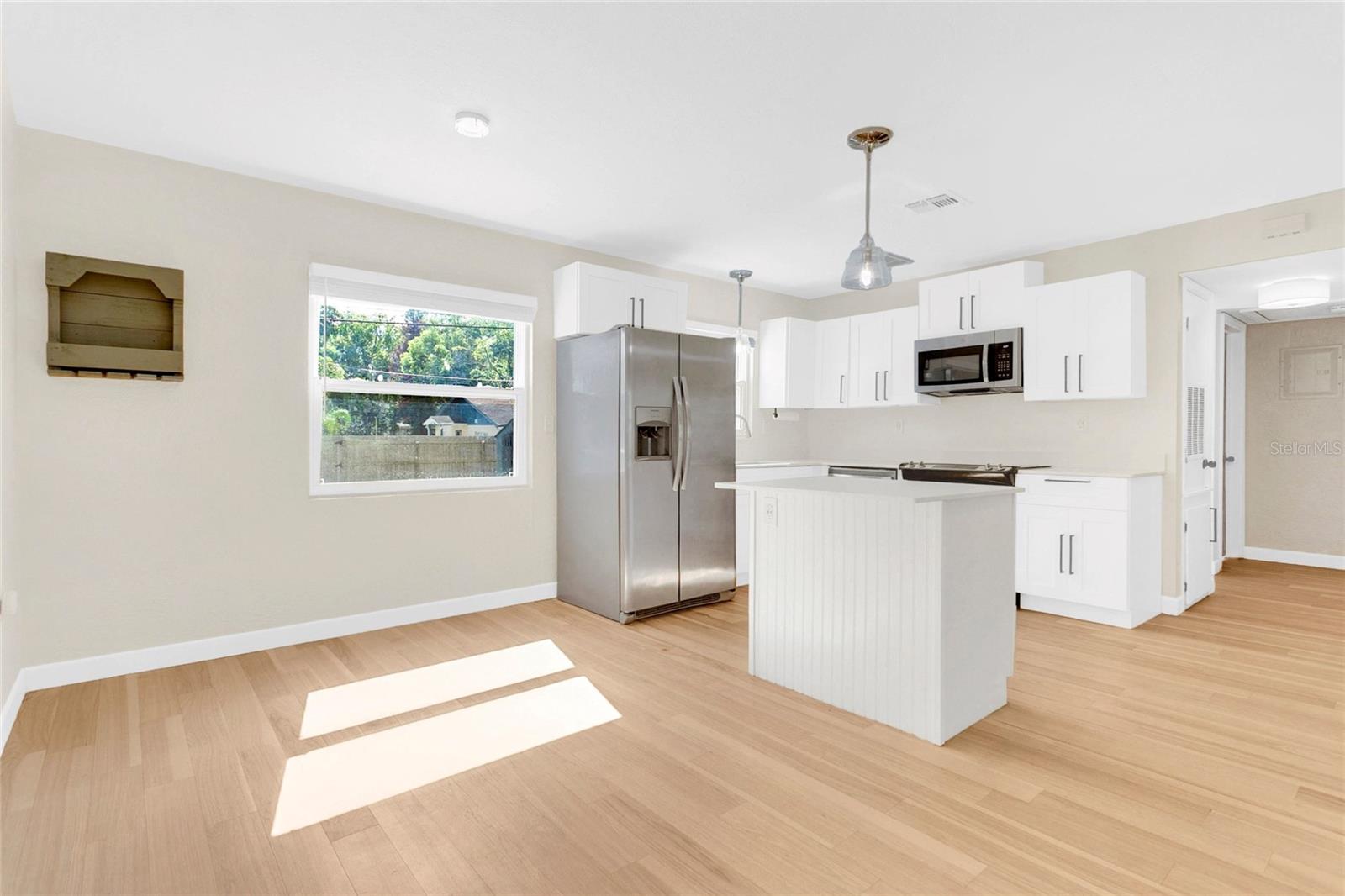 Image 6 of 33 For 2105 Palmetto Avenue