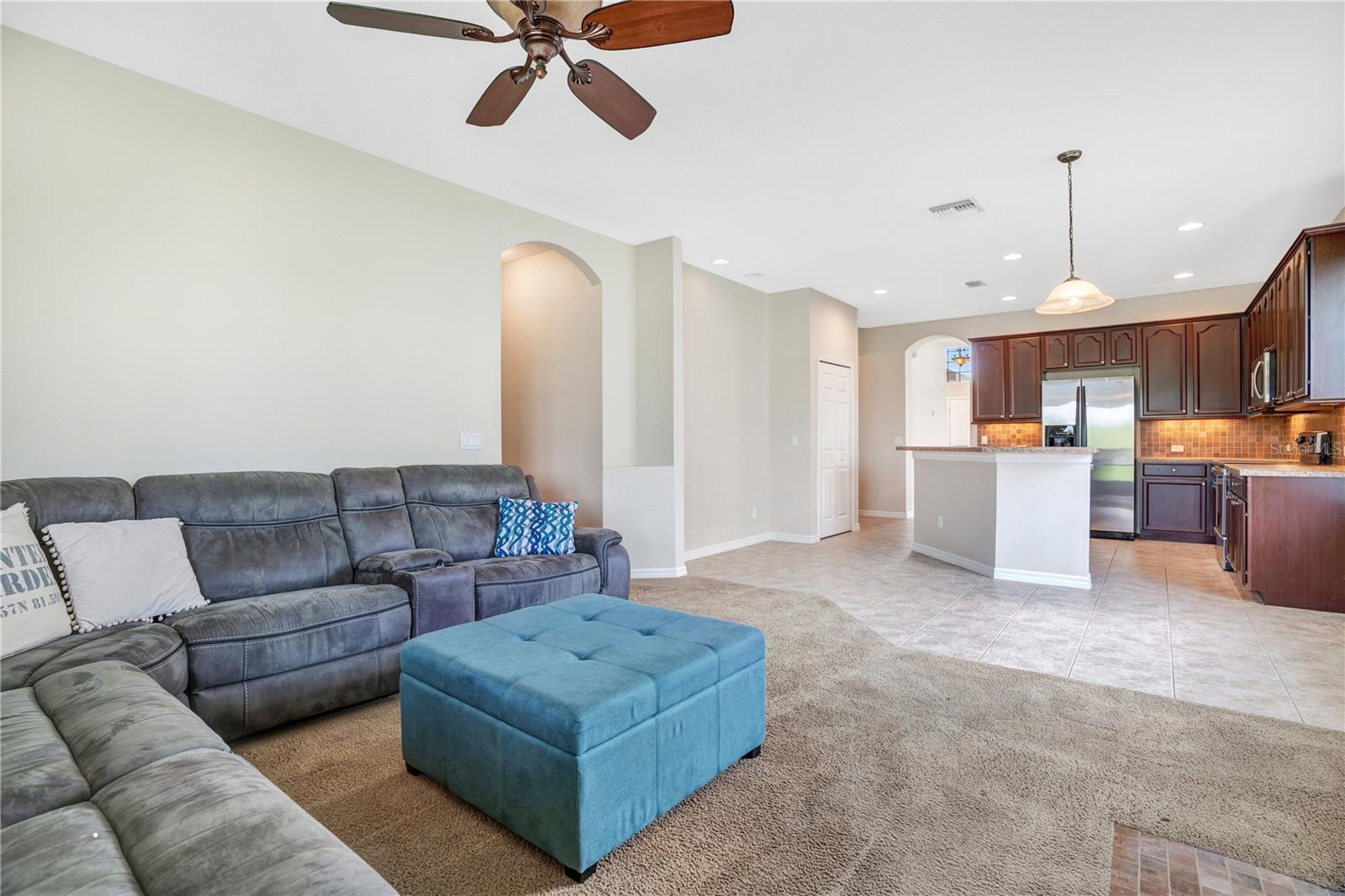 Image 9 of 31 For 456 Silverdale Avenue