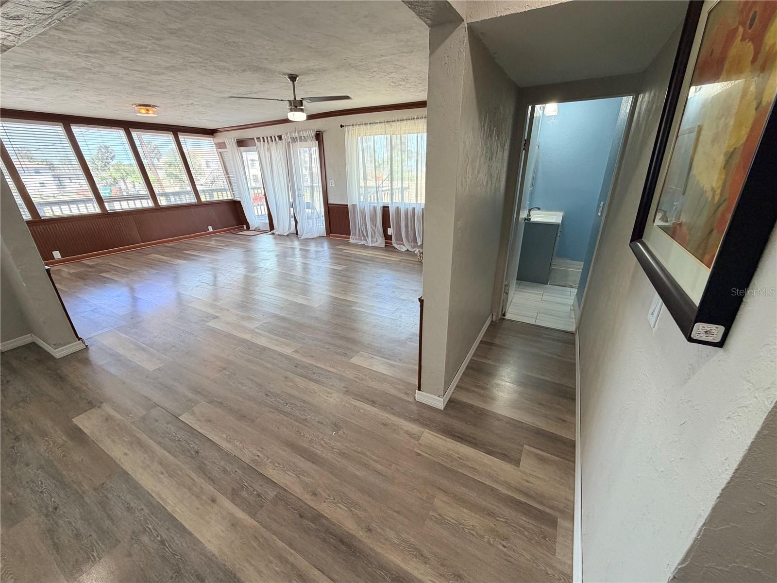 Image 20 of 36 For 538 Revilo Boulevard