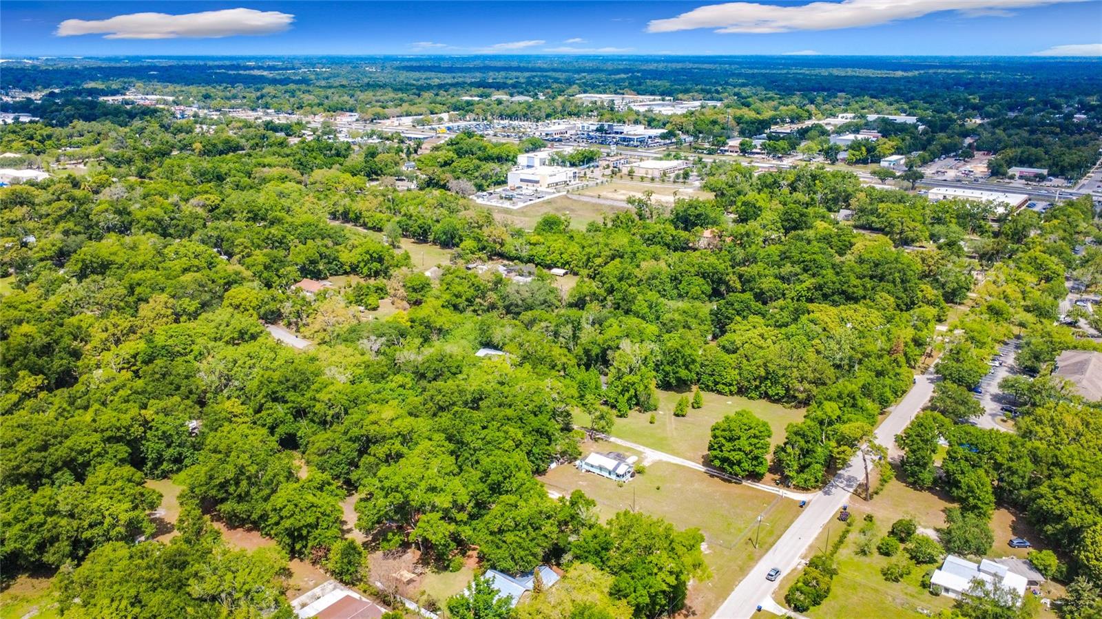 Image 4 of 18 For 806 Lake Pleasant Road